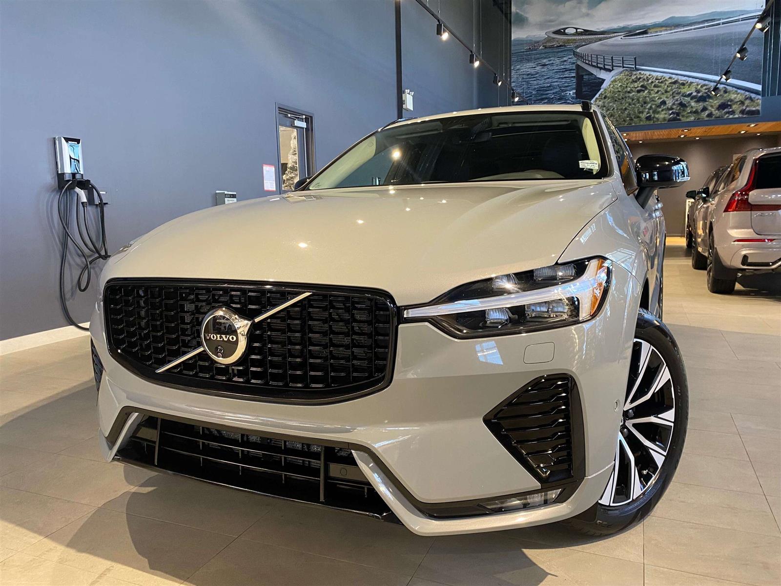 Gray (Vapour Grey Metallic) 2024 Volvo XC60 SUV / Crossover All-Wheel Drive Automatic