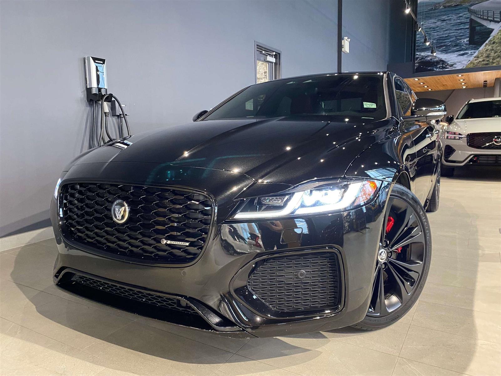 2024 Jaguar XF P300 R-Dynamic SE AWD