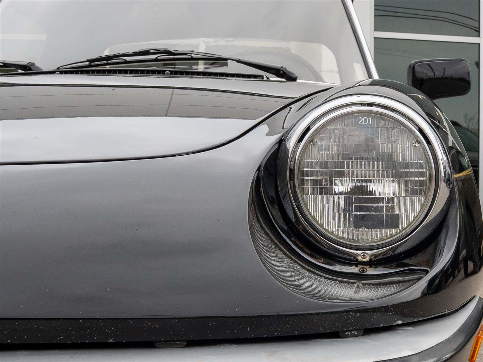 1987 Alfa Romeo Spider 2dr Coupe Graduate - Thumbnail 11