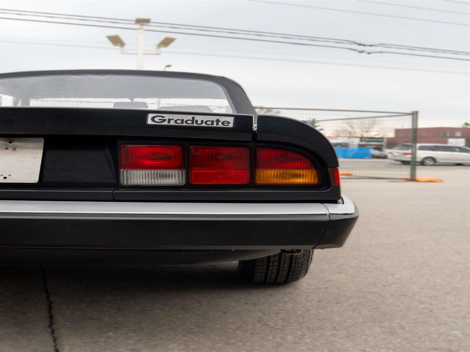 1987 Alfa Romeo Spider 2dr Coupe Graduate - Thumbnail 17