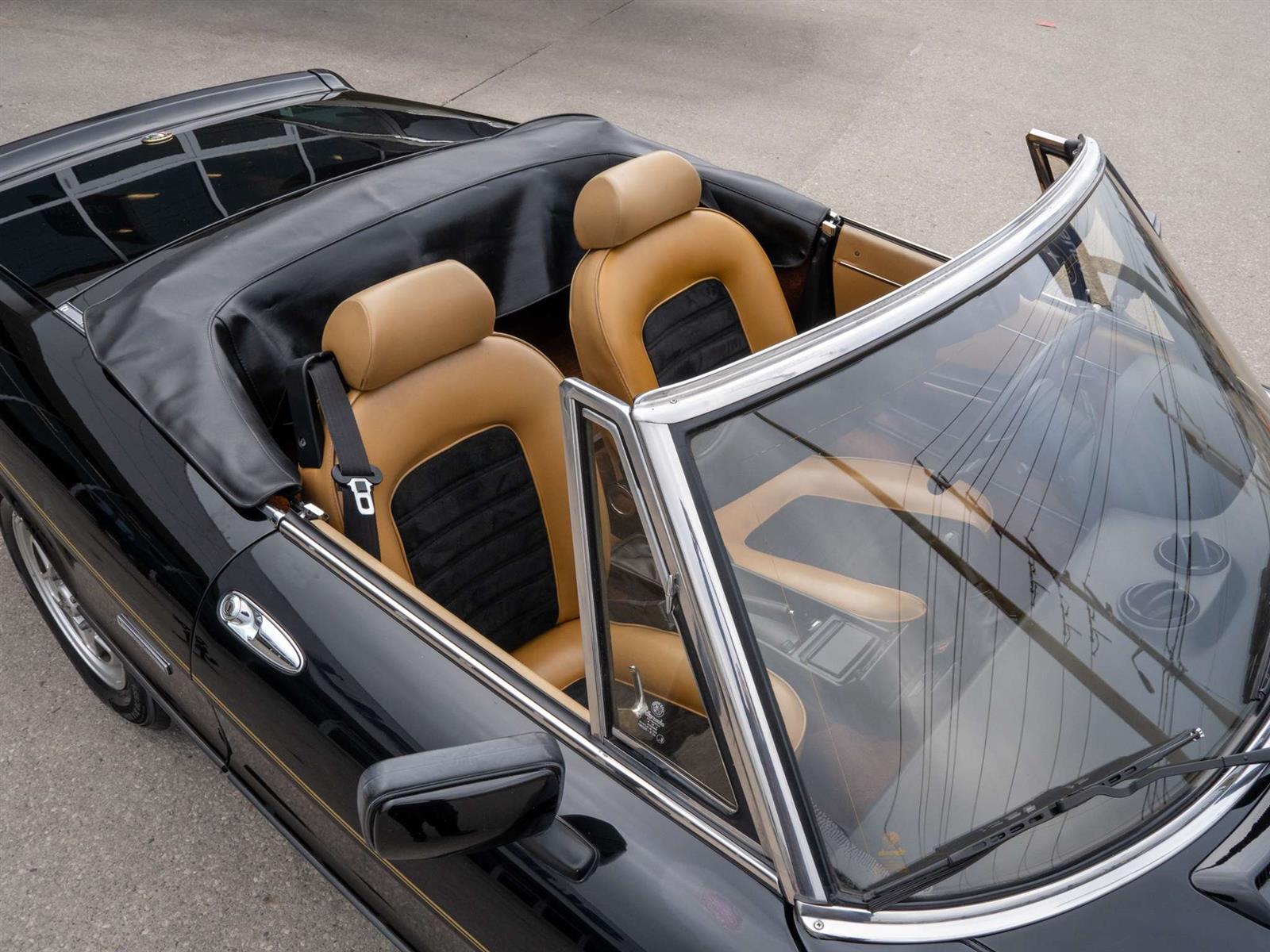 1987 Alfa Romeo Spider 2dr Coupe Graduate - Thumbnail 33