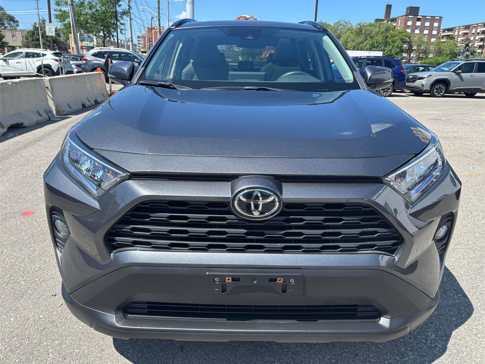 2021 Toyota RAV4 XLE - Thumbnail 8