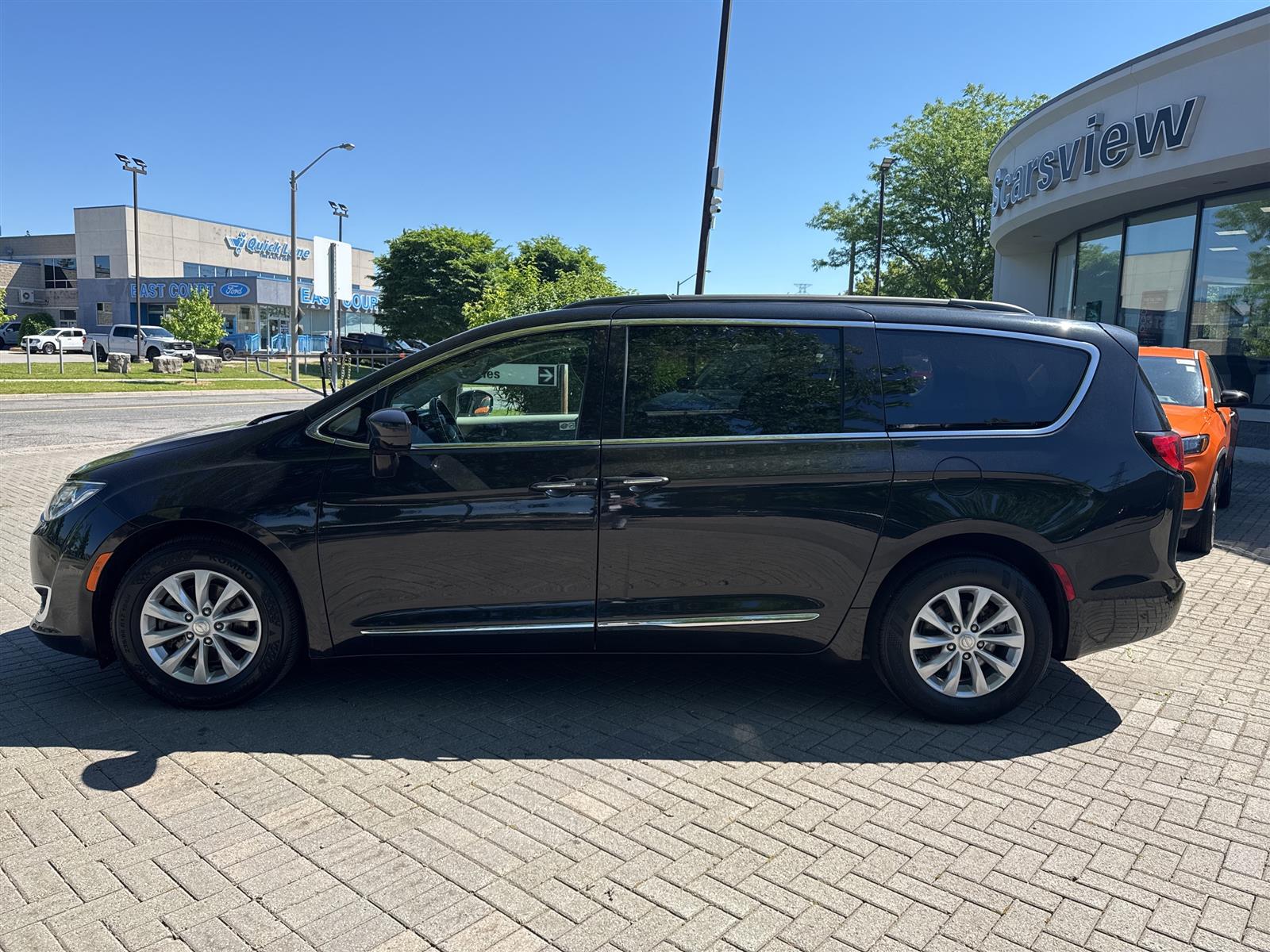 Chrysler Pacifica