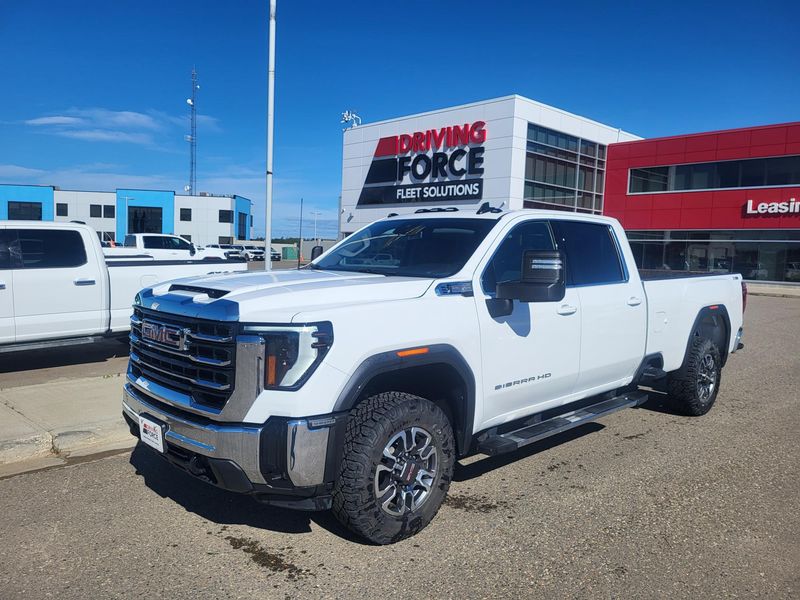 2025 GMC Sierra 3500HD SLE Crew Cab 4WD