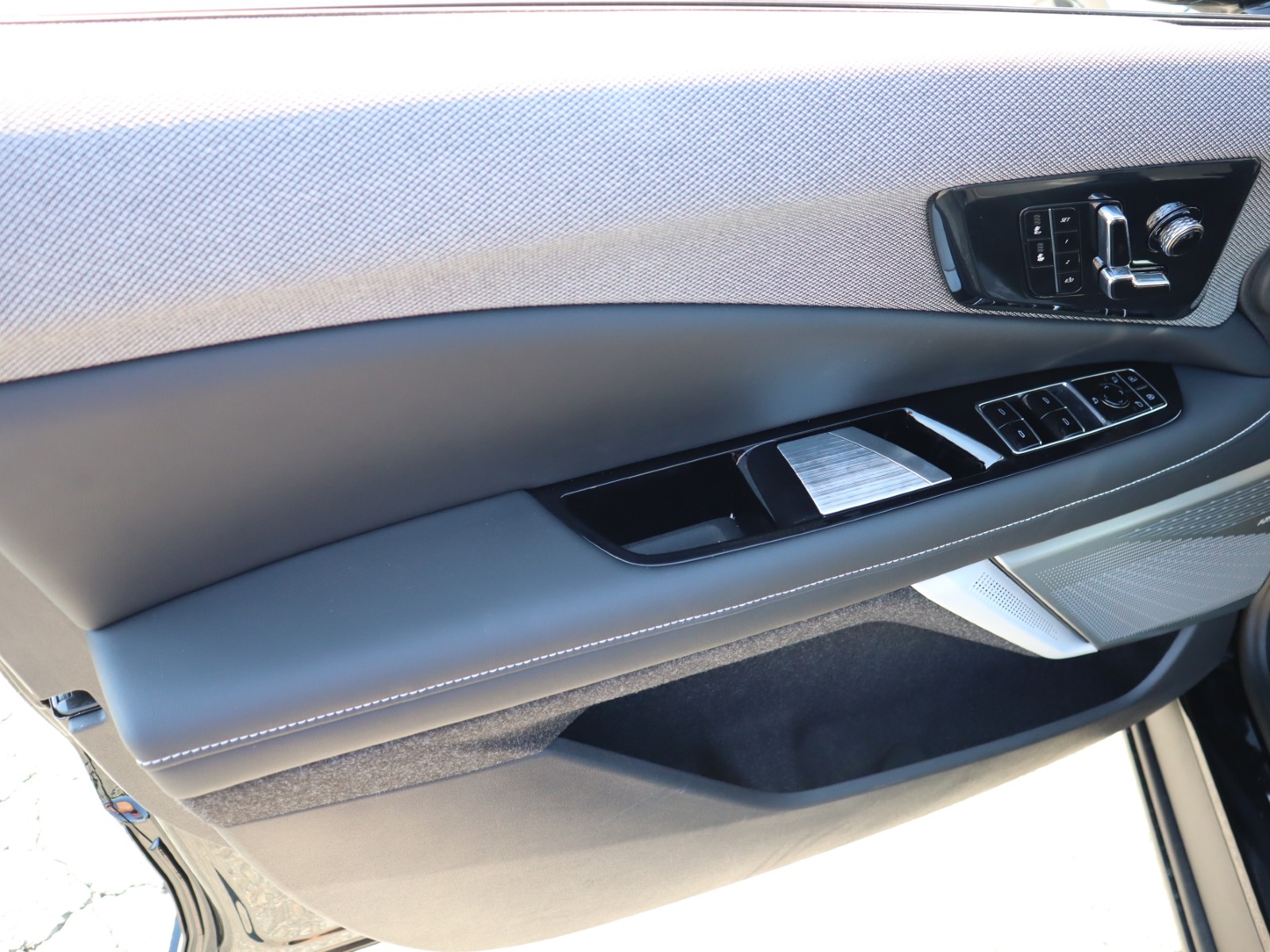 Cadillac OPTIQ