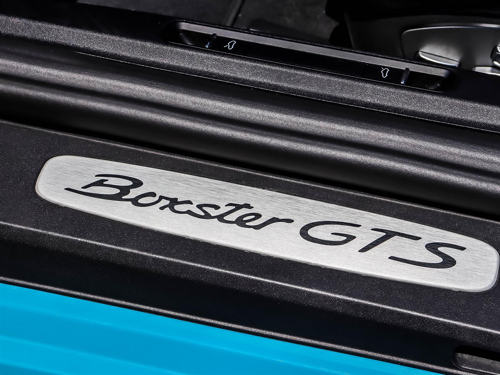 2018 Porsche Boxster 718 - Thumbnail 25