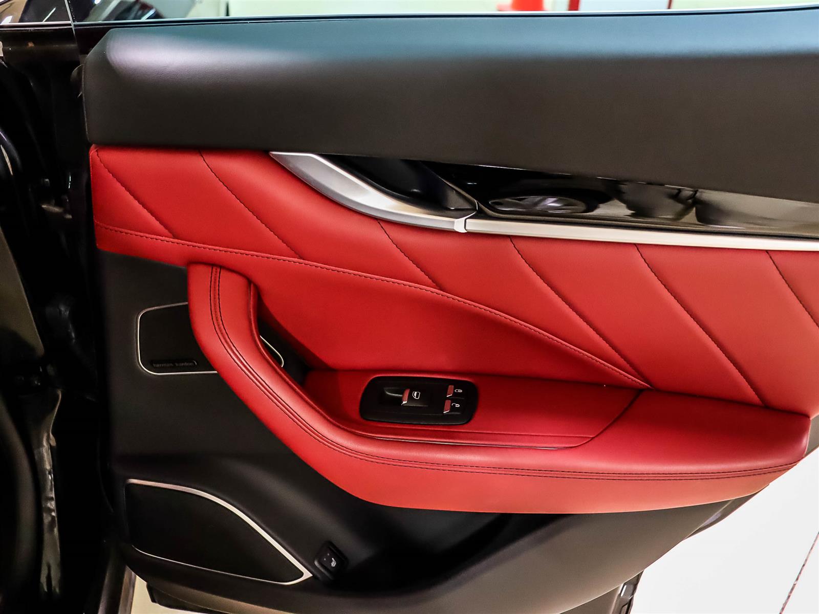 2022 Maserati Levante GT - Thumbnail 12
