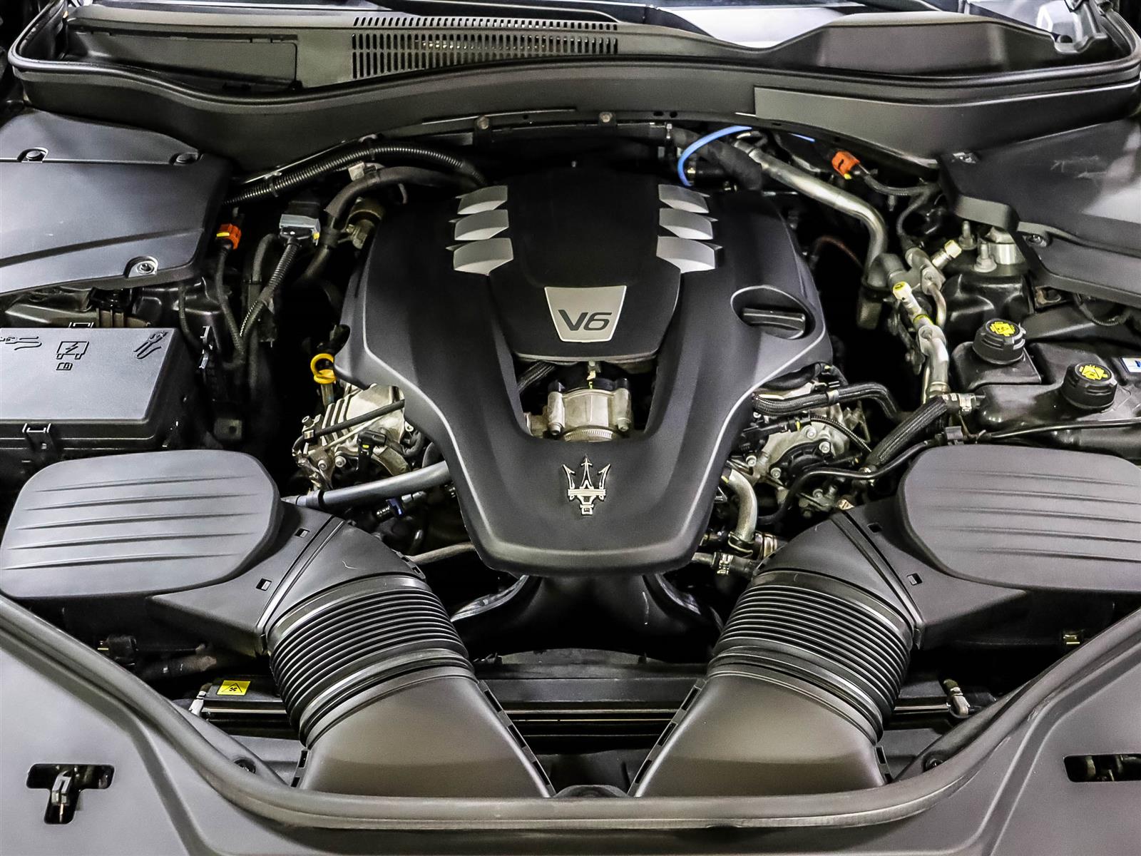 2022 Maserati Levante GT - Thumbnail 17