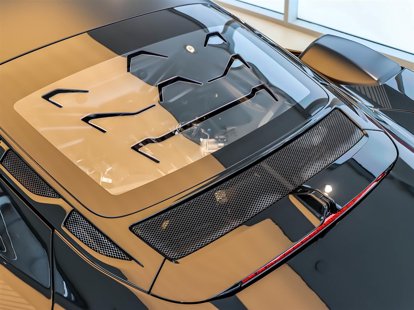 2025 Maserati Coupe GT2 Stradale - Thumbnail 19