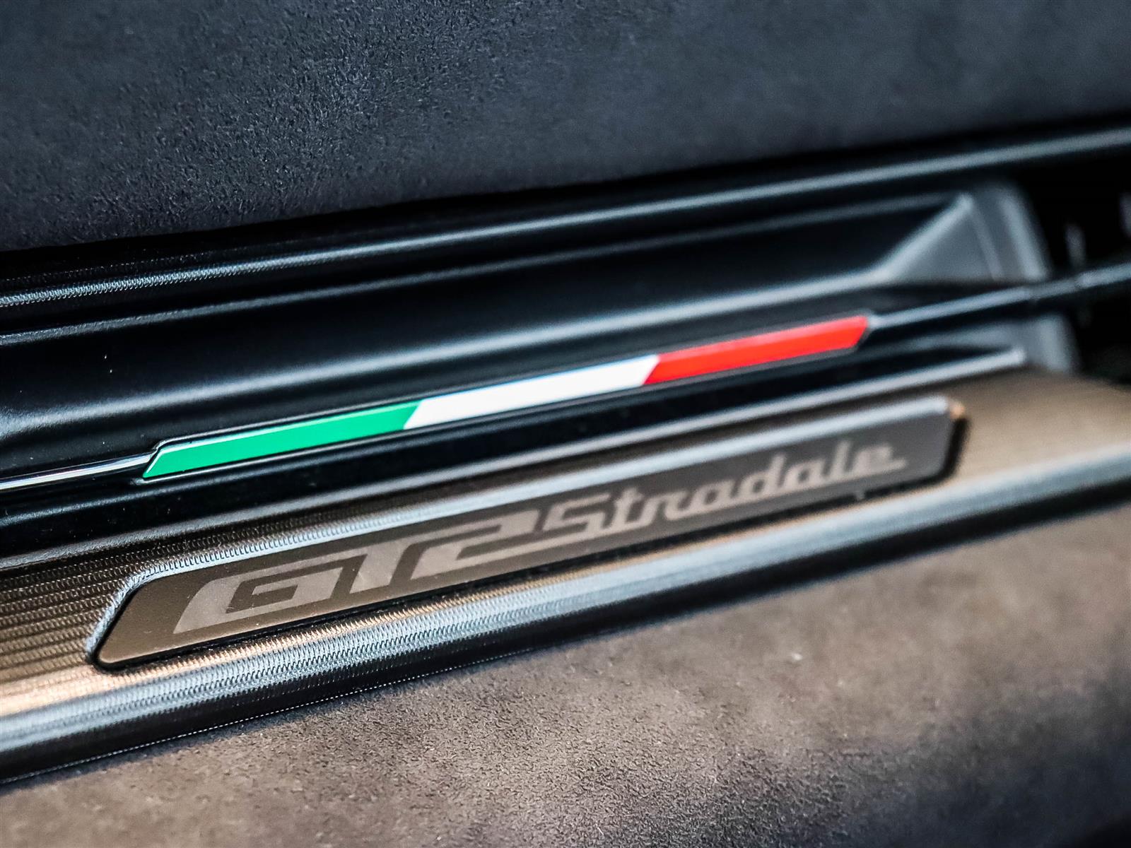 2025 Maserati Coupe GT2 Stradale - Thumbnail 38
