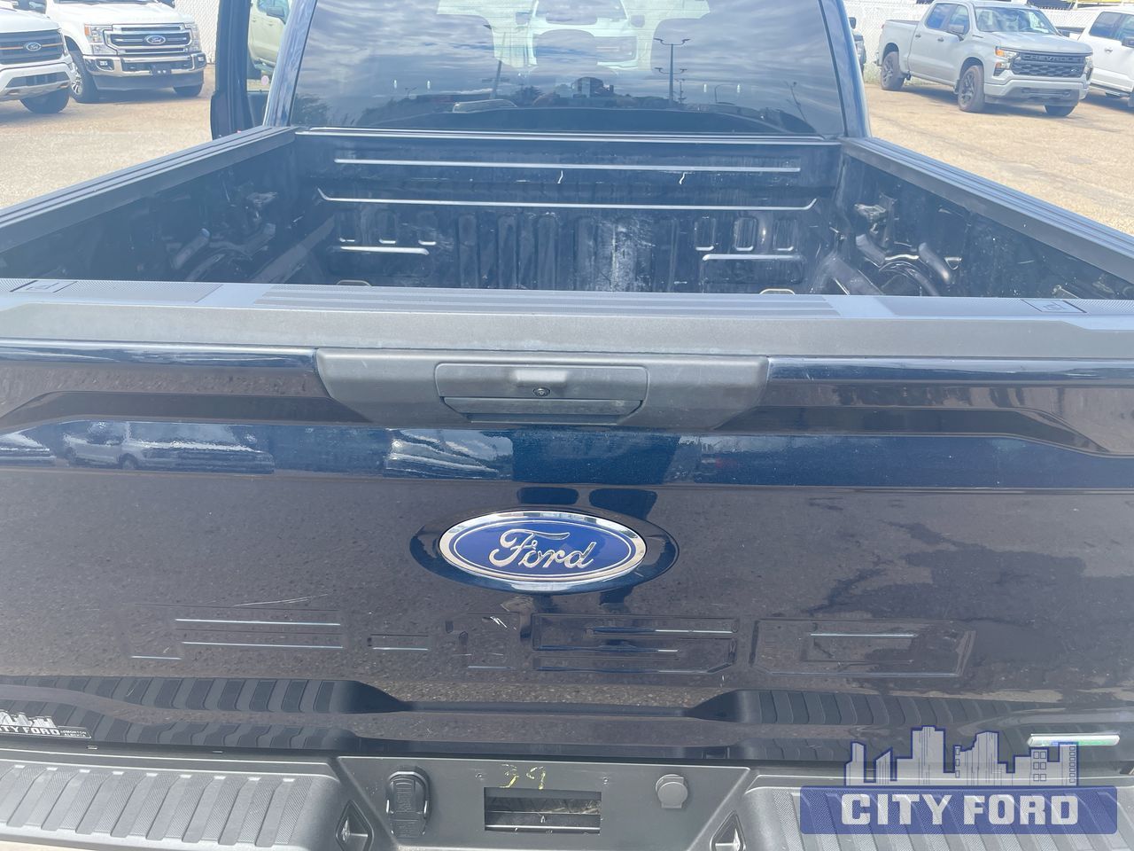 2023 Ford F-150 XLT 4x4 SuperCrew 5.5' Box - Thumbnail 22