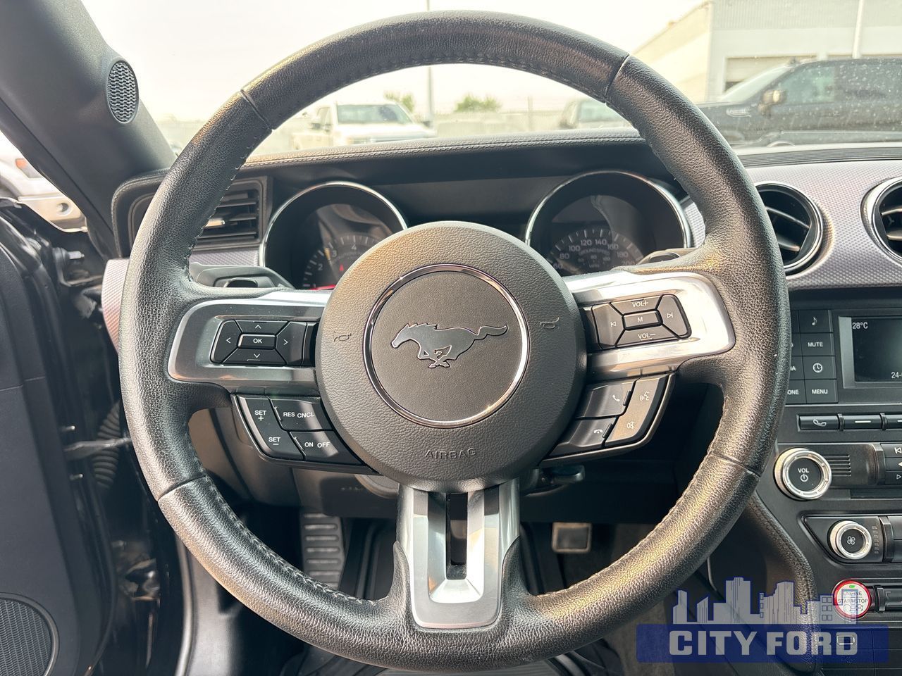 2015 Ford Mustang EcoBoost 2dr Fastback - Thumbnail 13