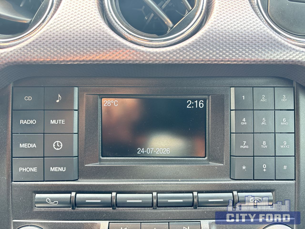 2015 Ford Mustang EcoBoost 2dr Fastback - Thumbnail 15
