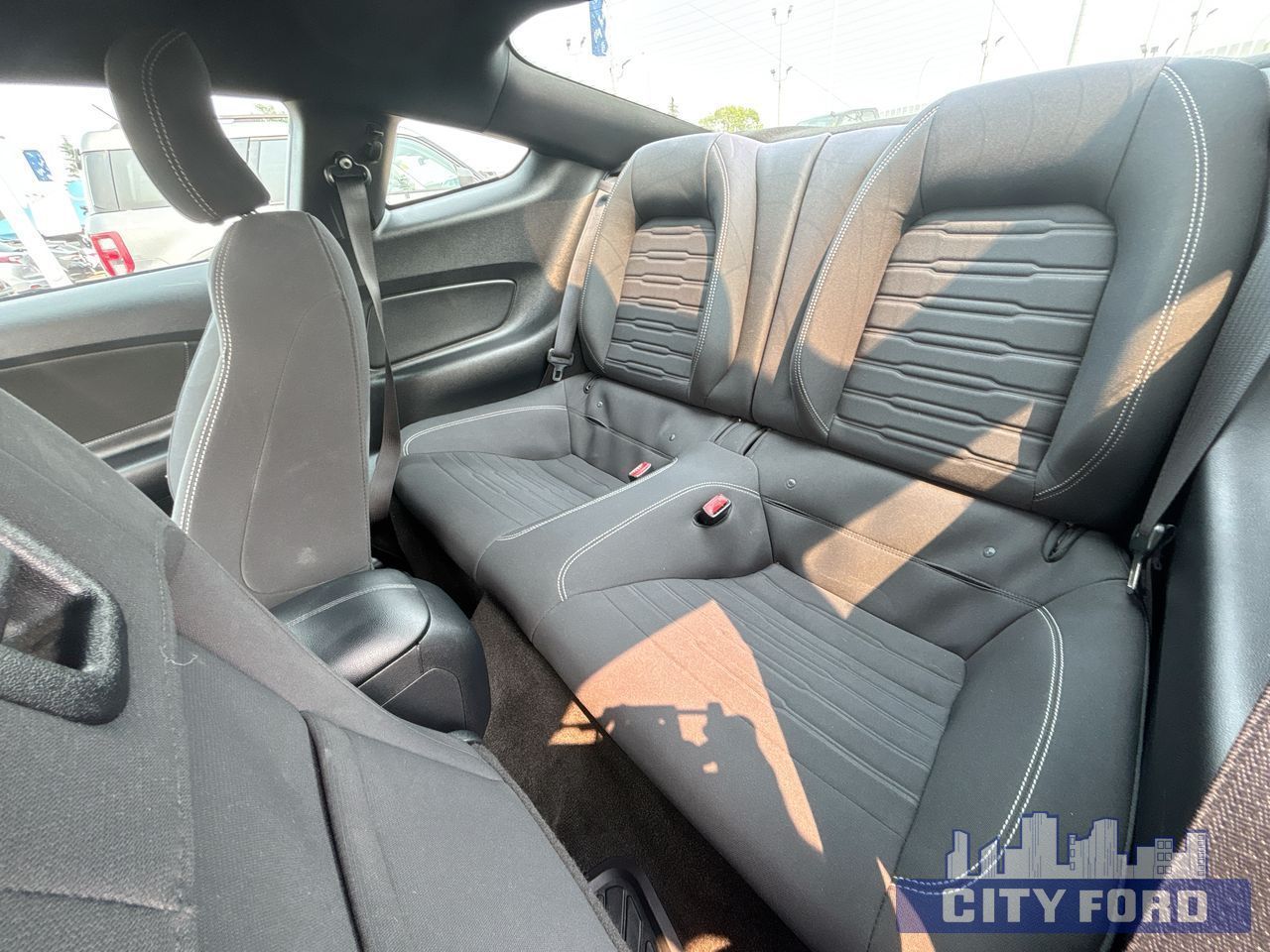2015 Ford Mustang EcoBoost 2dr Fastback - Thumbnail 20