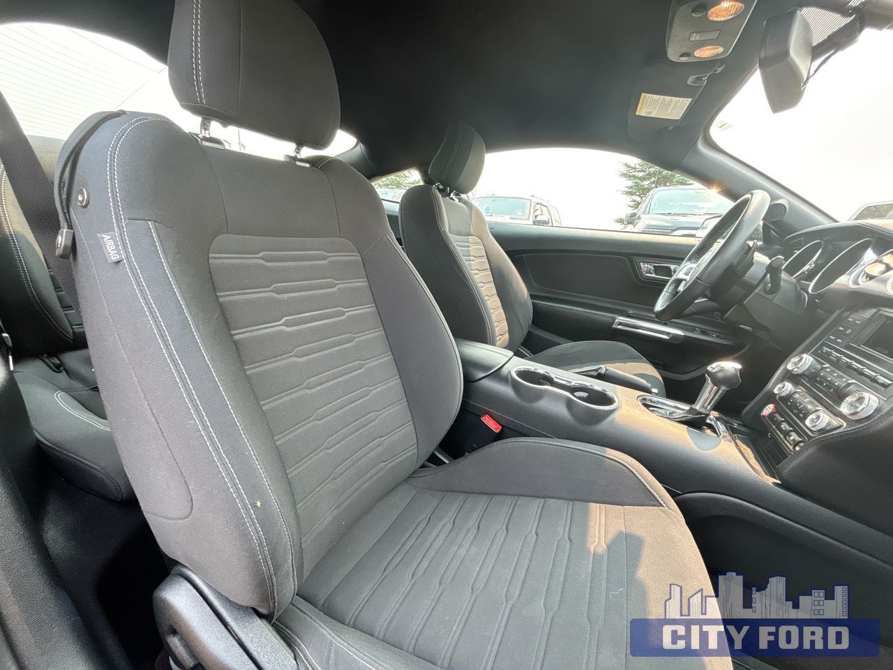 2015 Ford Mustang EcoBoost 2dr Fastback - Thumbnail 22