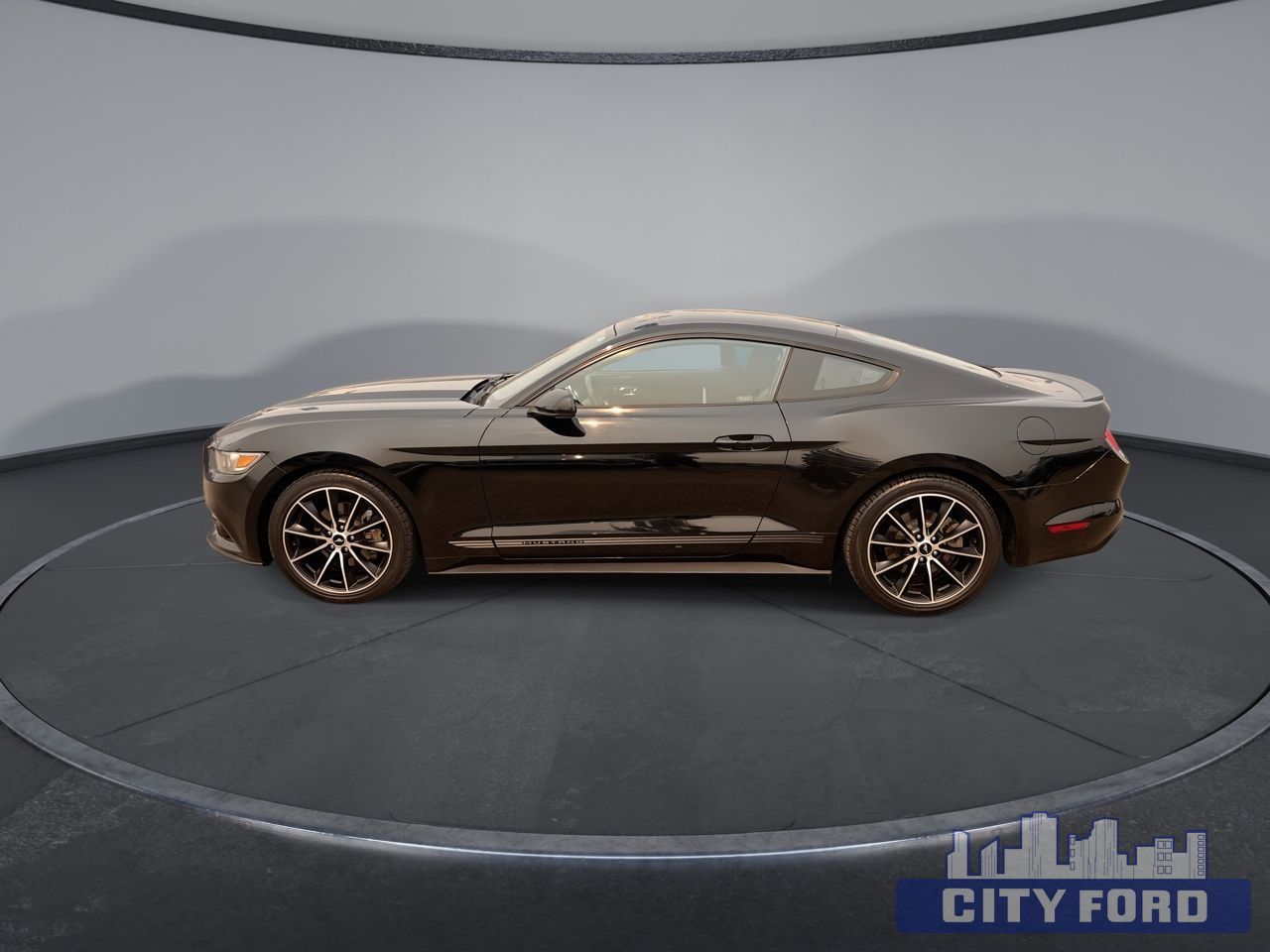 2015 Ford Mustang EcoBoost 2dr Fastback - Thumbnail 5