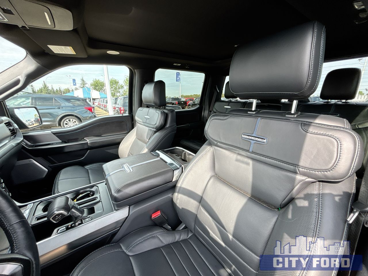 2024 Ford F-150 Platinum 4x4 SuperCrew 5.5' Box - Thumbnail 11