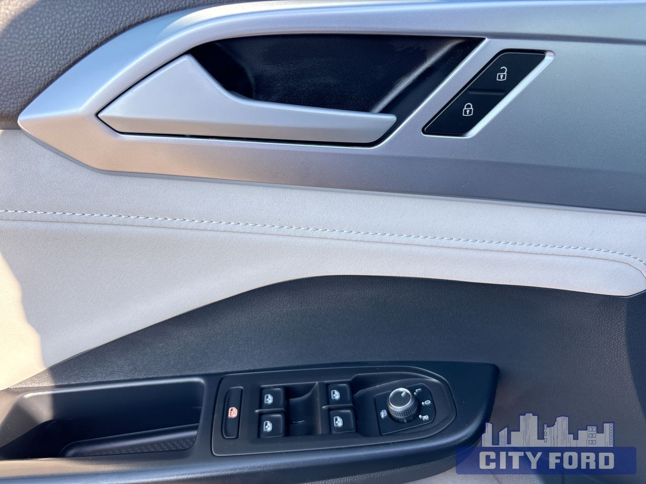 2026 Volkswagen Taos Comfortline 4MOTION - Thumbnail 13