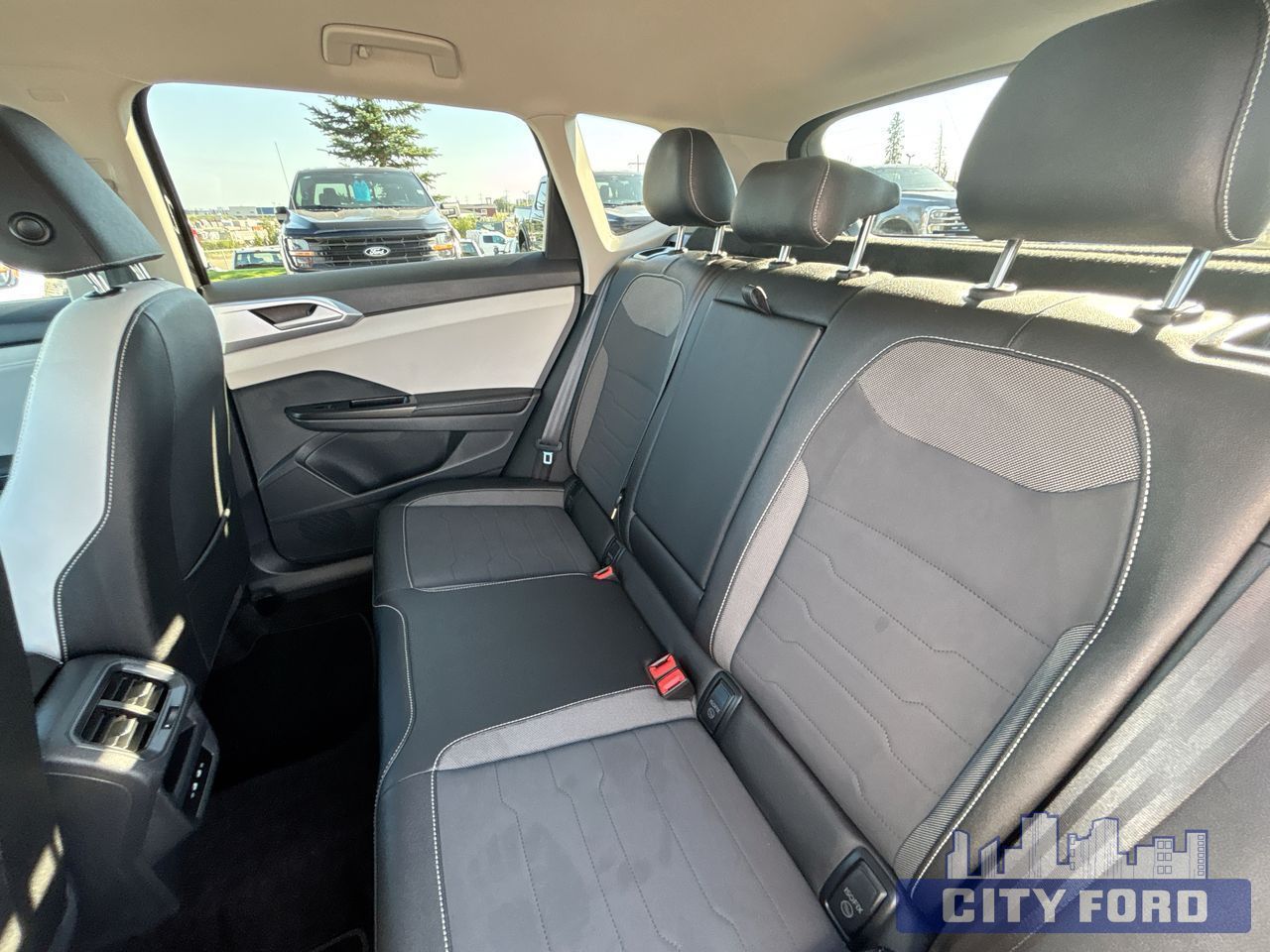 2026 Volkswagen Taos Comfortline 4MOTION - Thumbnail 21