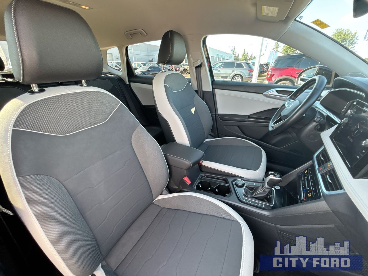 2026 Volkswagen Taos Comfortline 4MOTION - Thumbnail 23