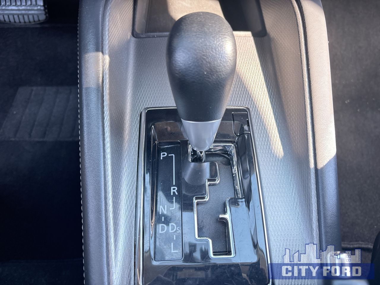 2025 Mitsubishi RVR ES AWC - Thumbnail 18