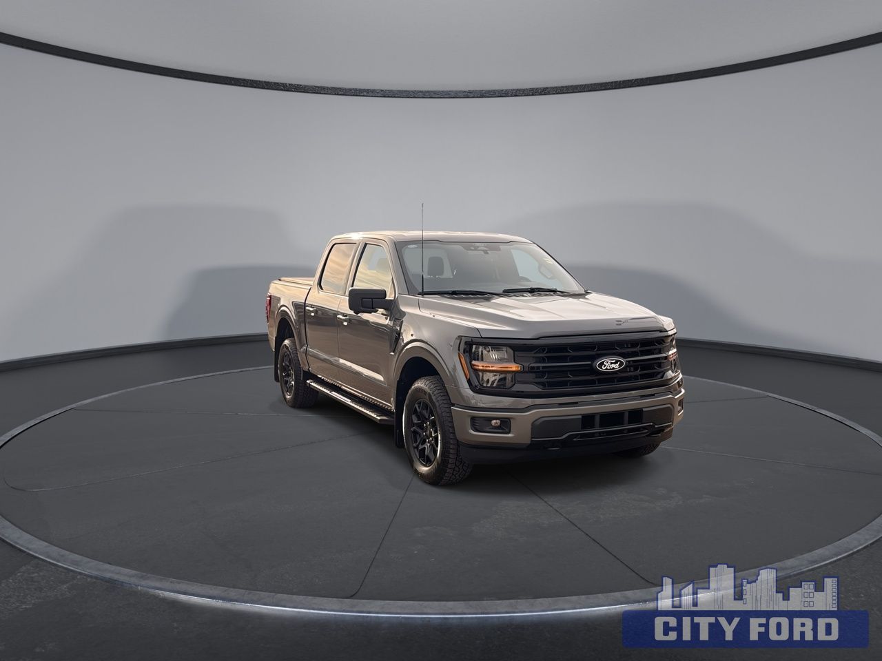 2024 Ford F-150 XLT 4x4 SuperCrew 5.5' Box - Thumbnail 2