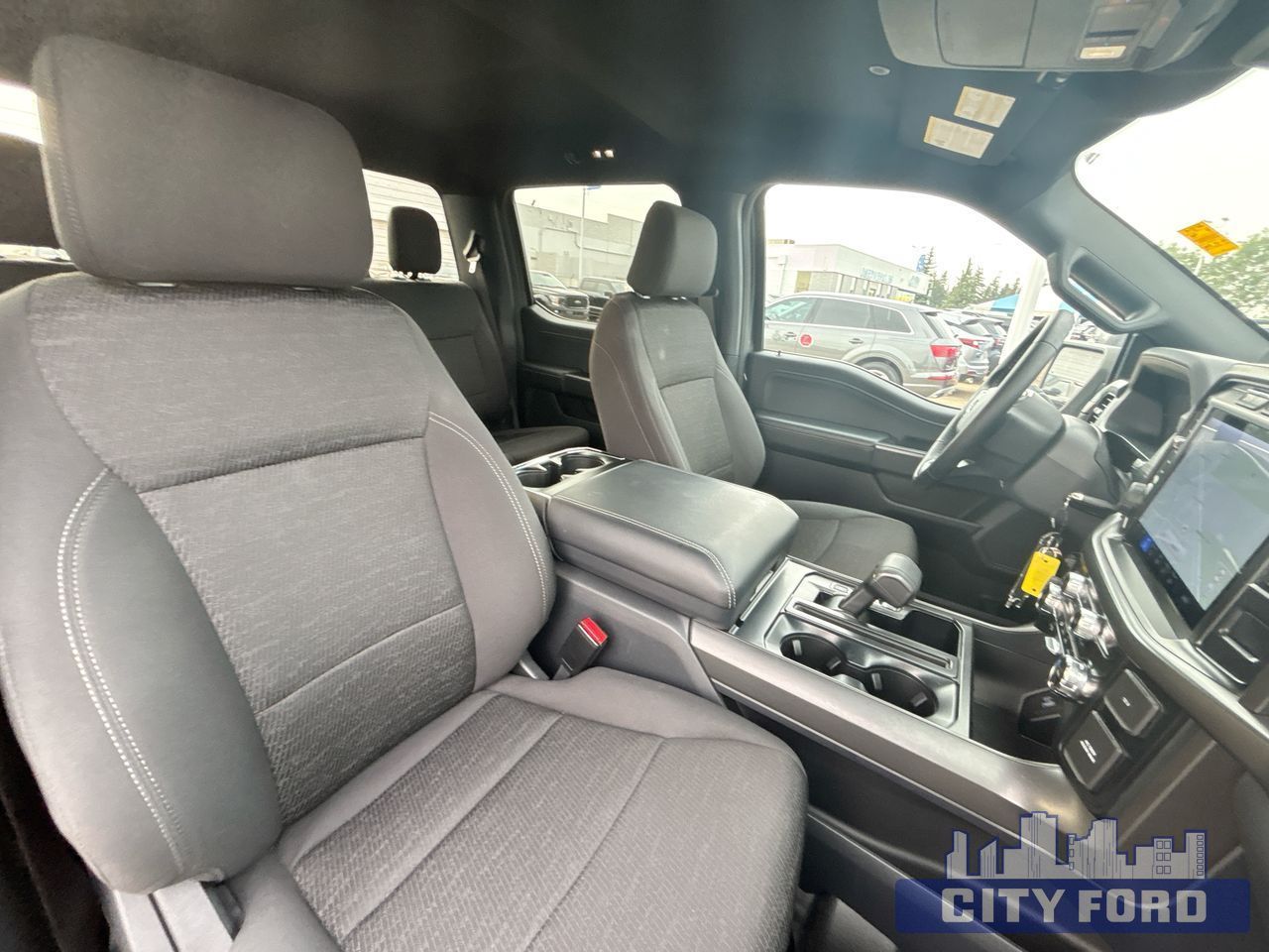 2024 Ford F-150 XLT 4x4 SuperCrew 5.5' Box - Thumbnail 24