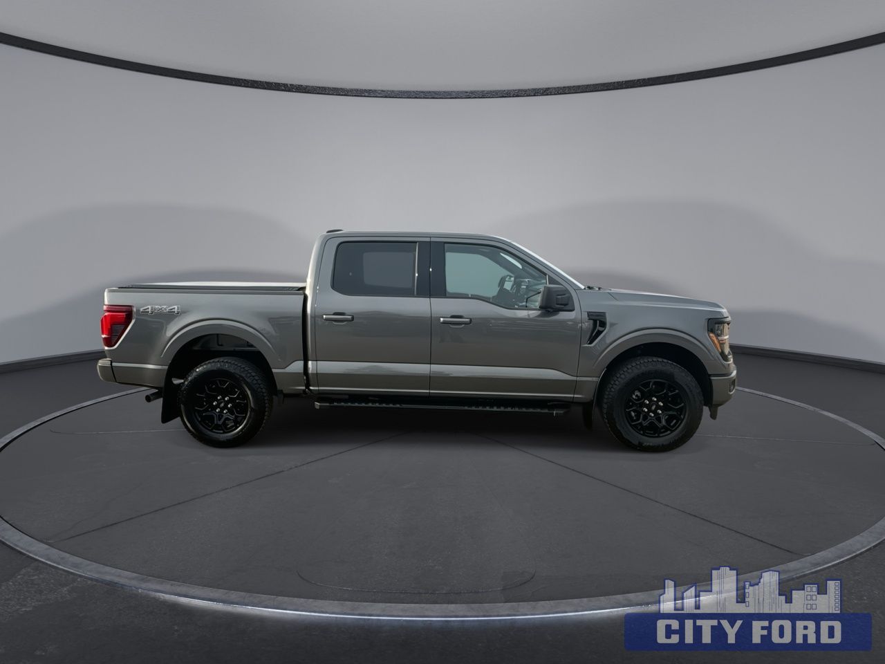 2024 Ford F-150 XLT 4x4 SuperCrew 5.5' Box - Thumbnail 9