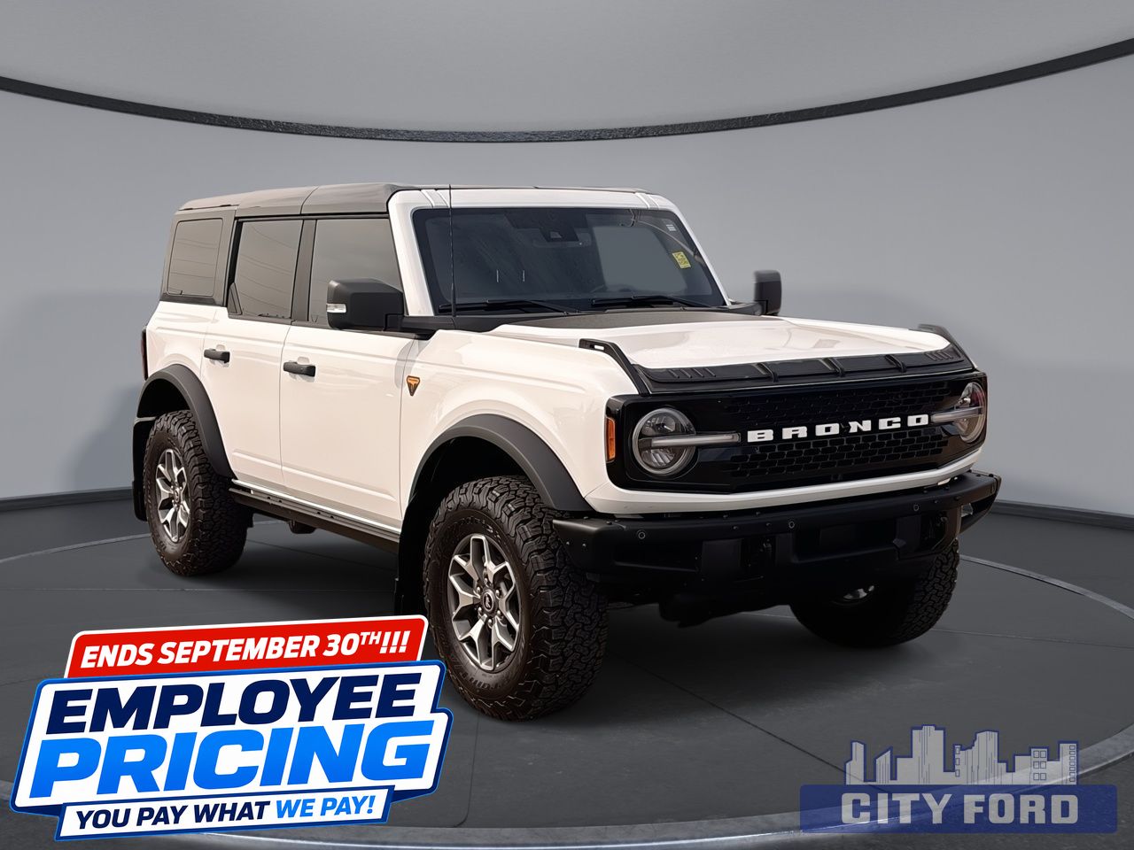 2025 Ford Bronco Badlands 4 Door 4x4 - Main View