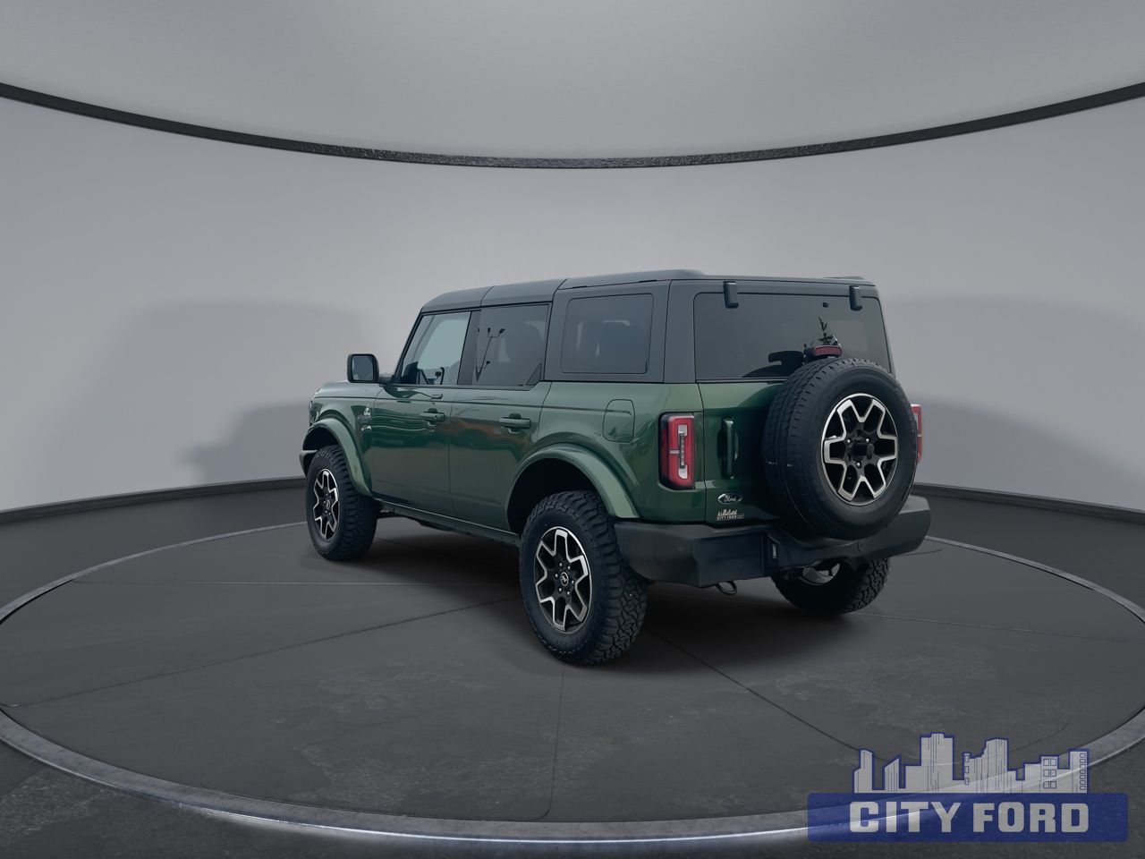 2023 Ford Bronco Outer Banks 4 Door 4x4 - Thumbnail 6