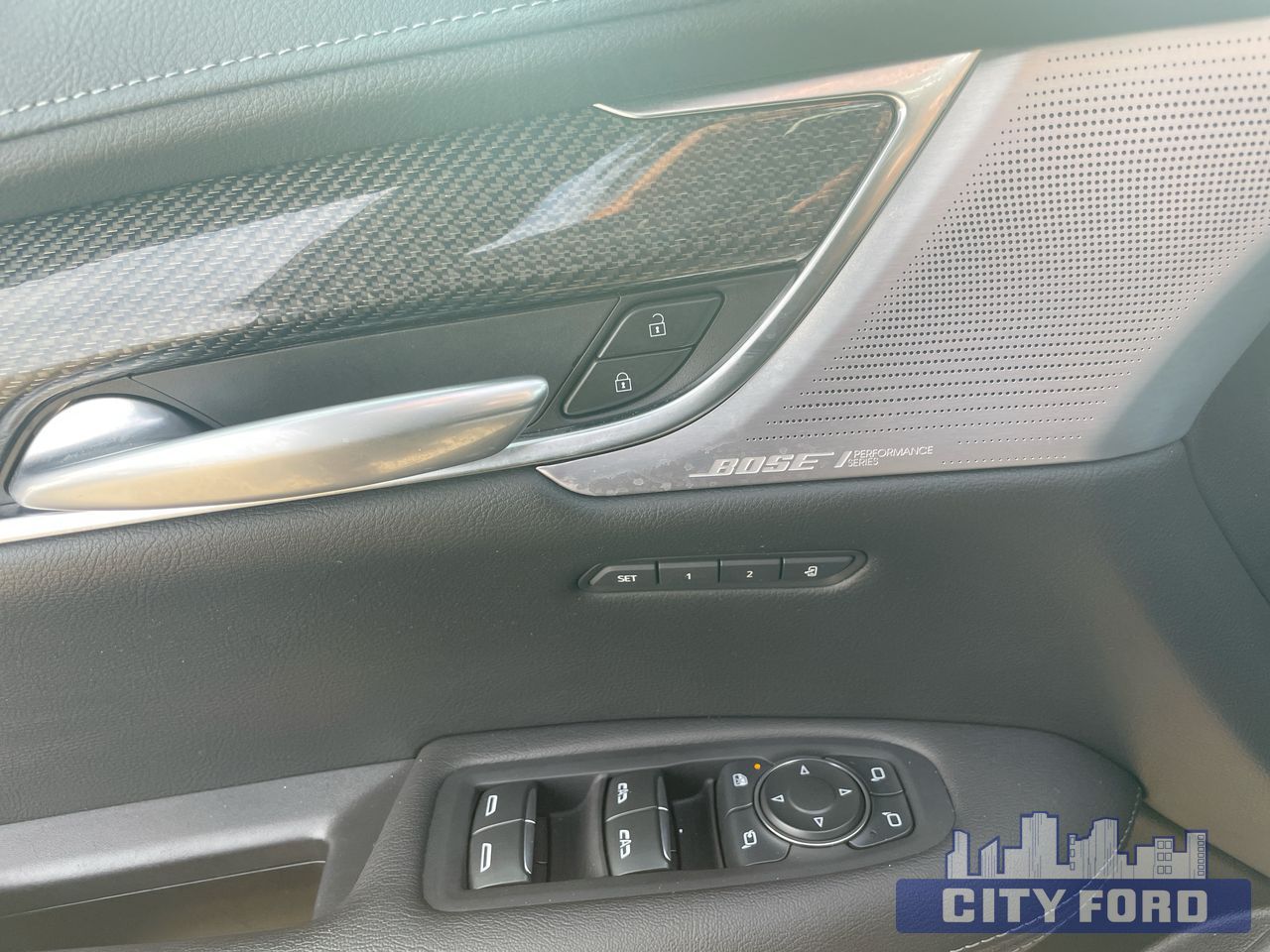 2024 Cadillac XT5 AWD Sport 4dr - Thumbnail 13
