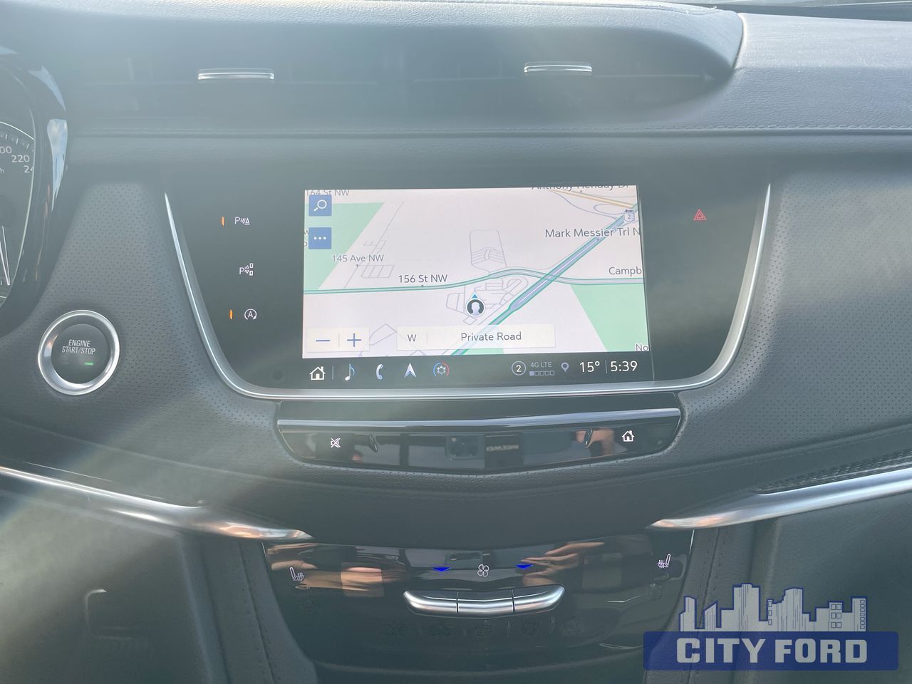 2024 Cadillac XT5 AWD Sport 4dr - Thumbnail 19