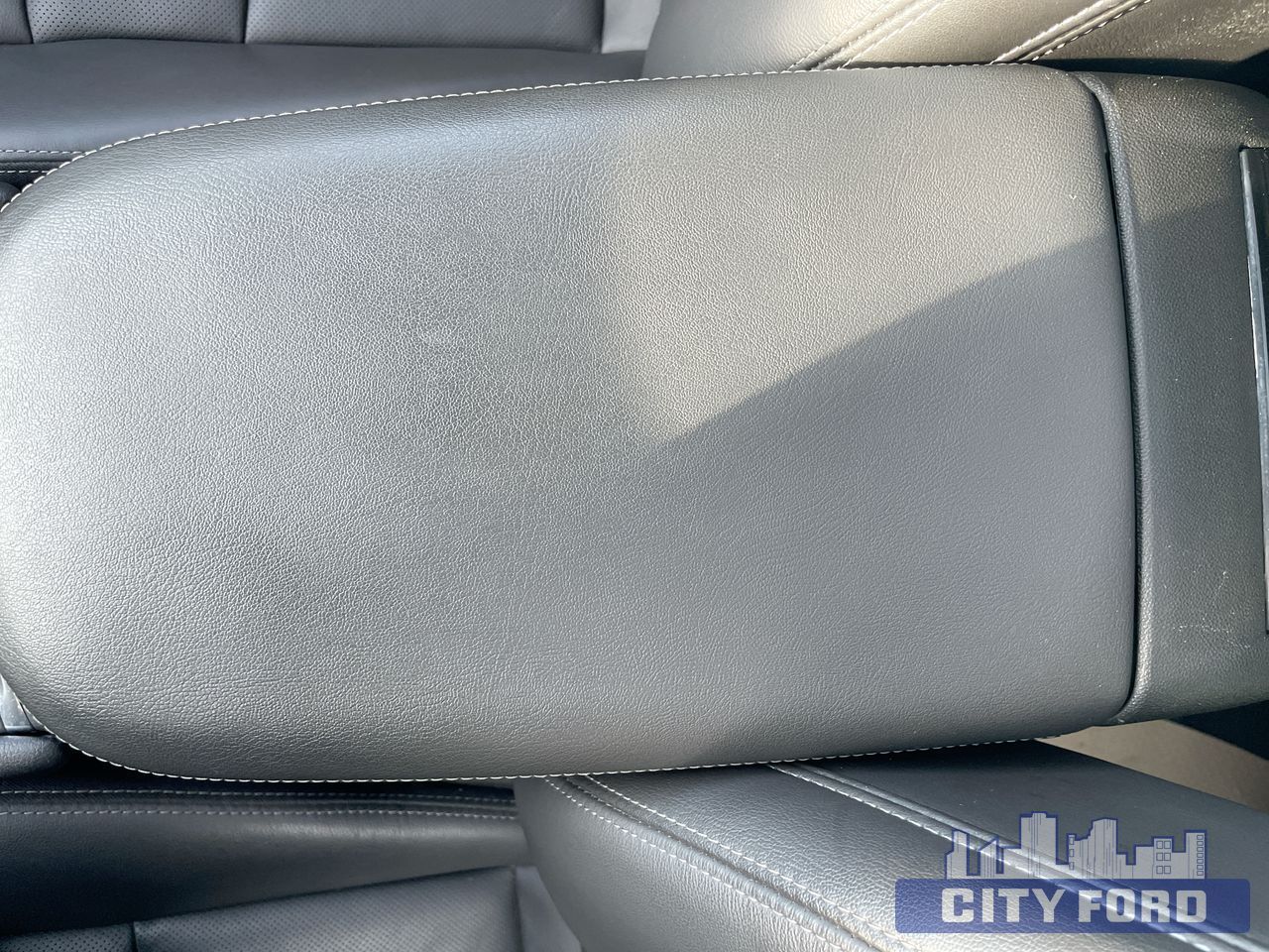 2024 Cadillac XT5 AWD Sport 4dr - Thumbnail 21