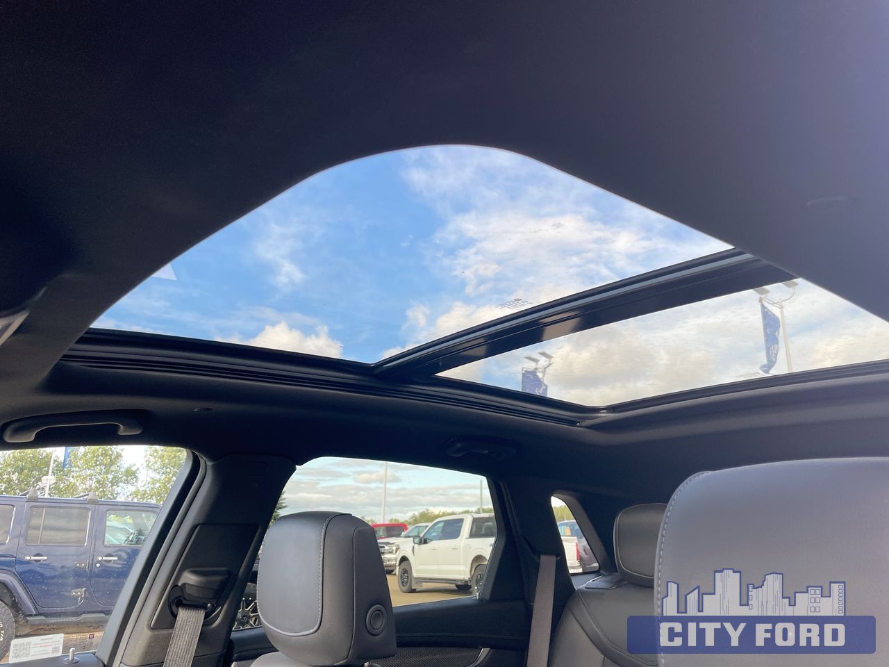 2024 Cadillac XT5 AWD Sport 4dr - Thumbnail 22