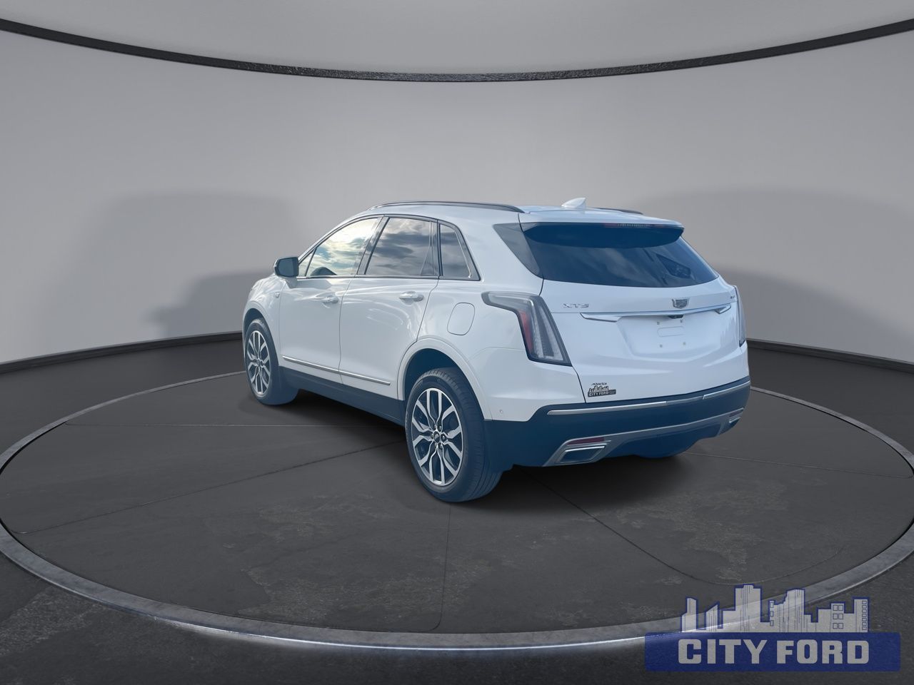 2024 Cadillac XT5 AWD Sport 4dr - Thumbnail 6