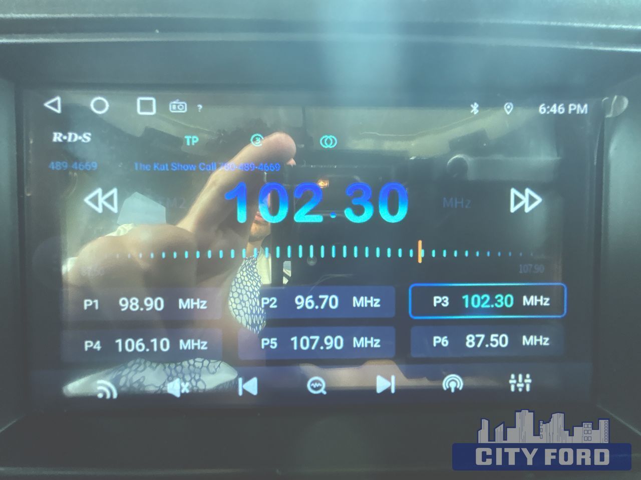 2013 Jeep Wrangler Unlimited Sahara 4x4 4dr - Thumbnail 15