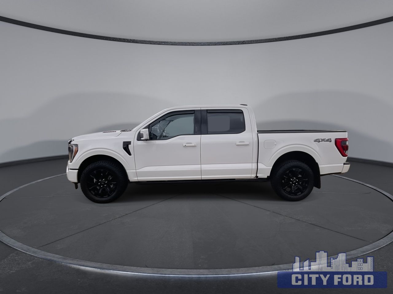 2023 Ford F-150 Lariat 4x4 SuperCrew 5.5' Box - Thumbnail 5