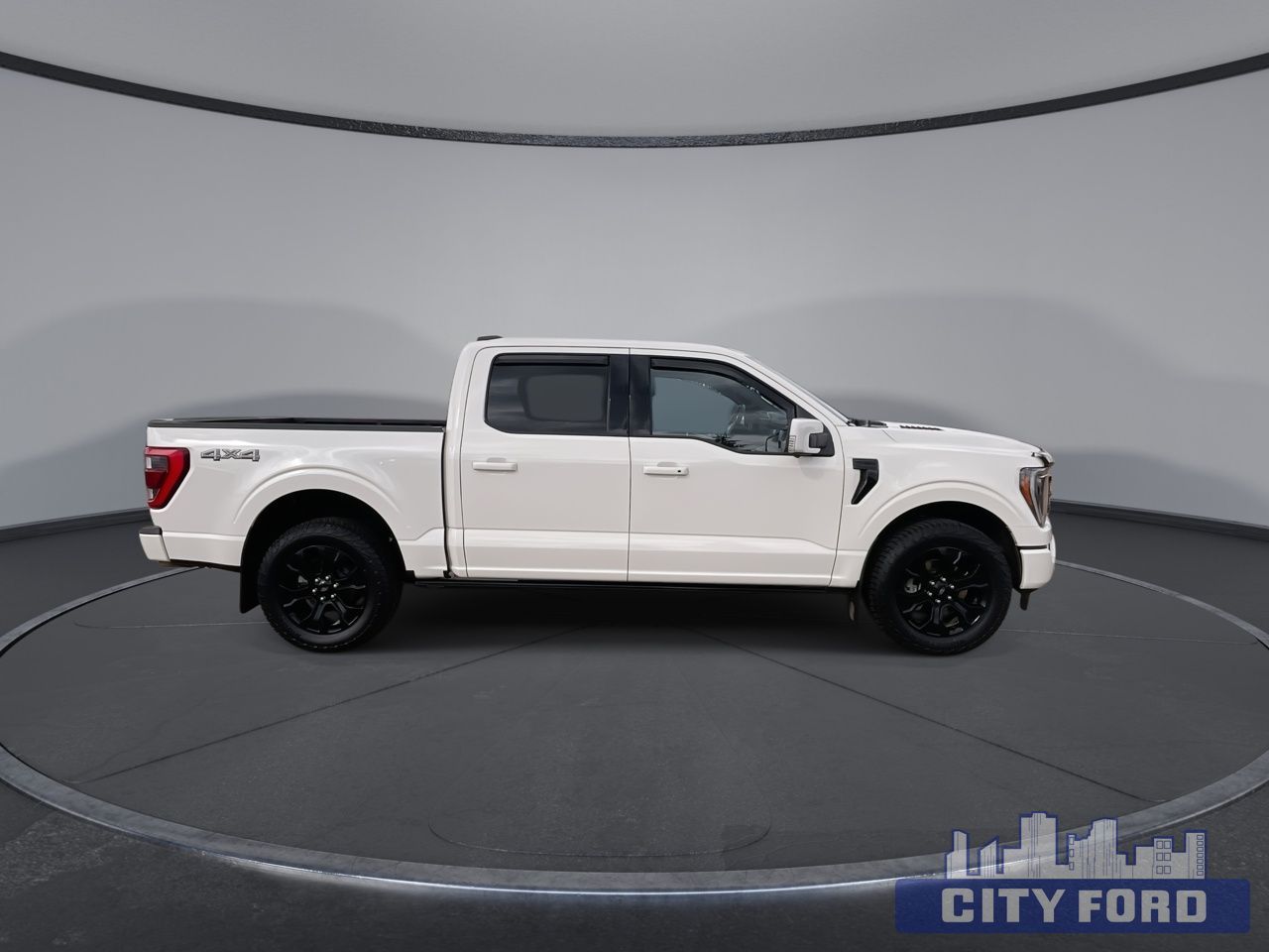2023 Ford F-150 Lariat 4x4 SuperCrew 5.5' Box - Thumbnail 9