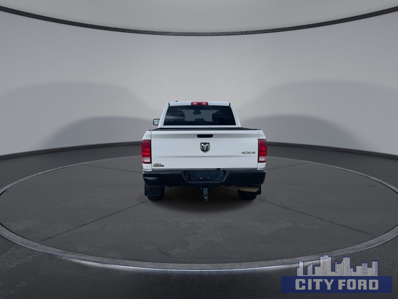 2022 Ram 1500 Classic Tradesman 4x4 Crew Cab 6'4" Box - Thumbnail 7