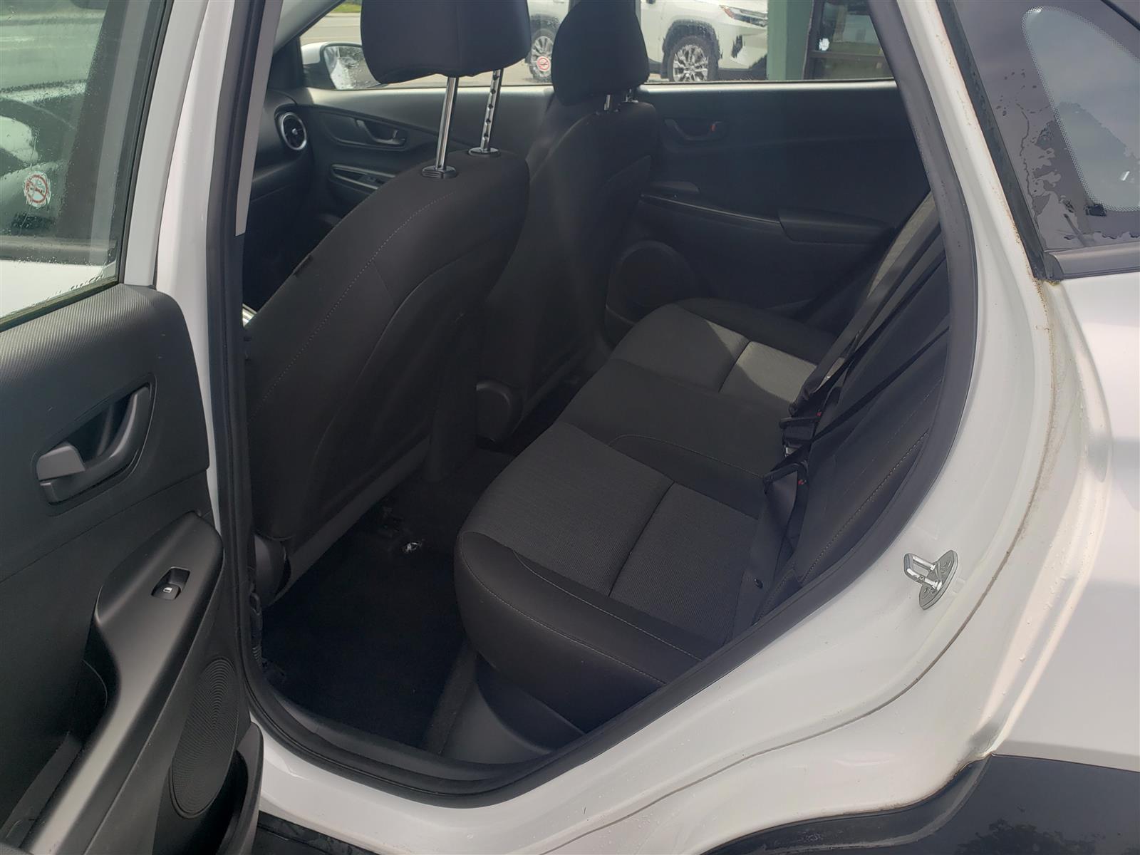 2023 Hyundai KONA ESSENTIAL AWD - Thumbnail 14
