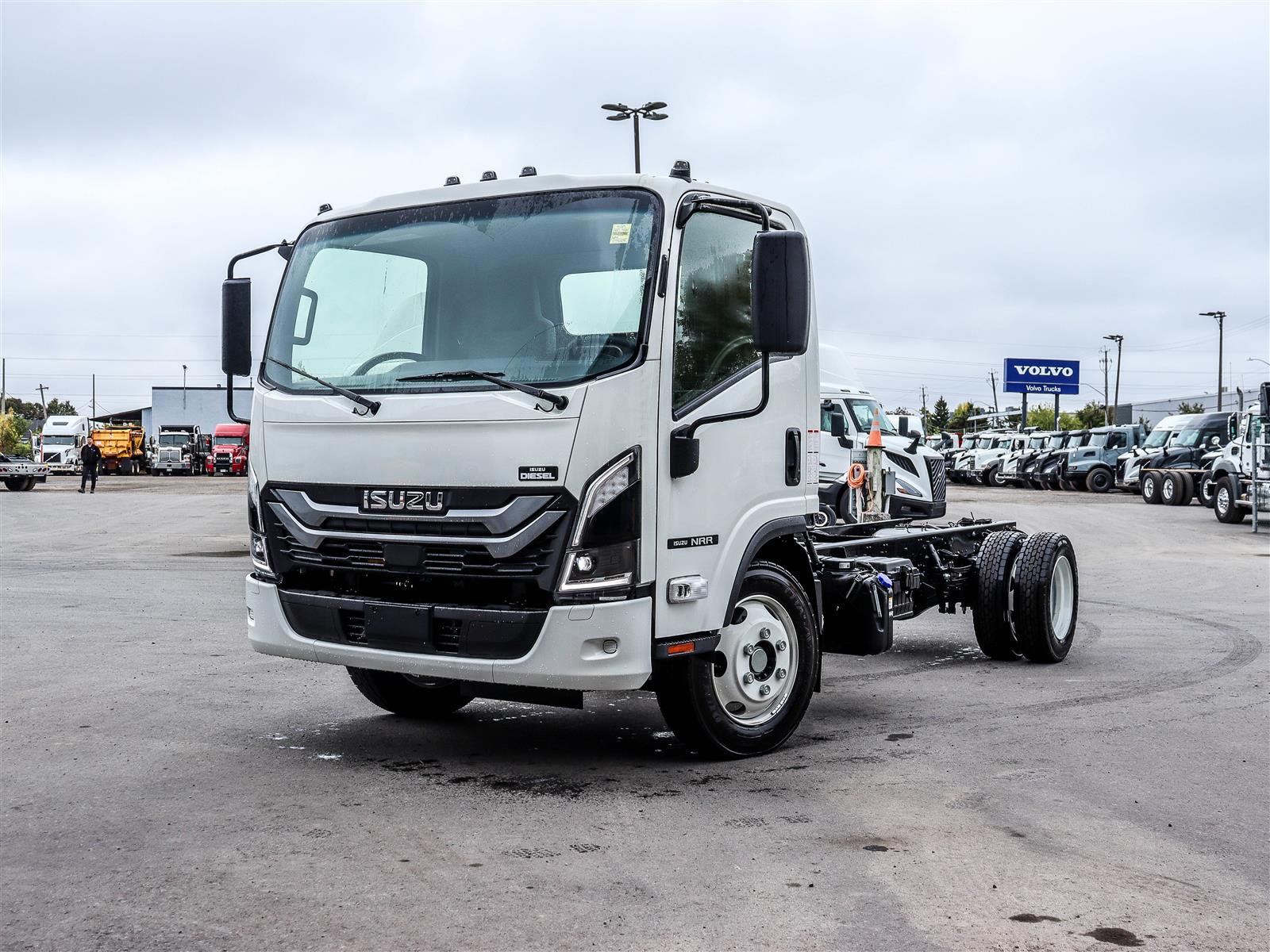 2027 Isuzu NRR