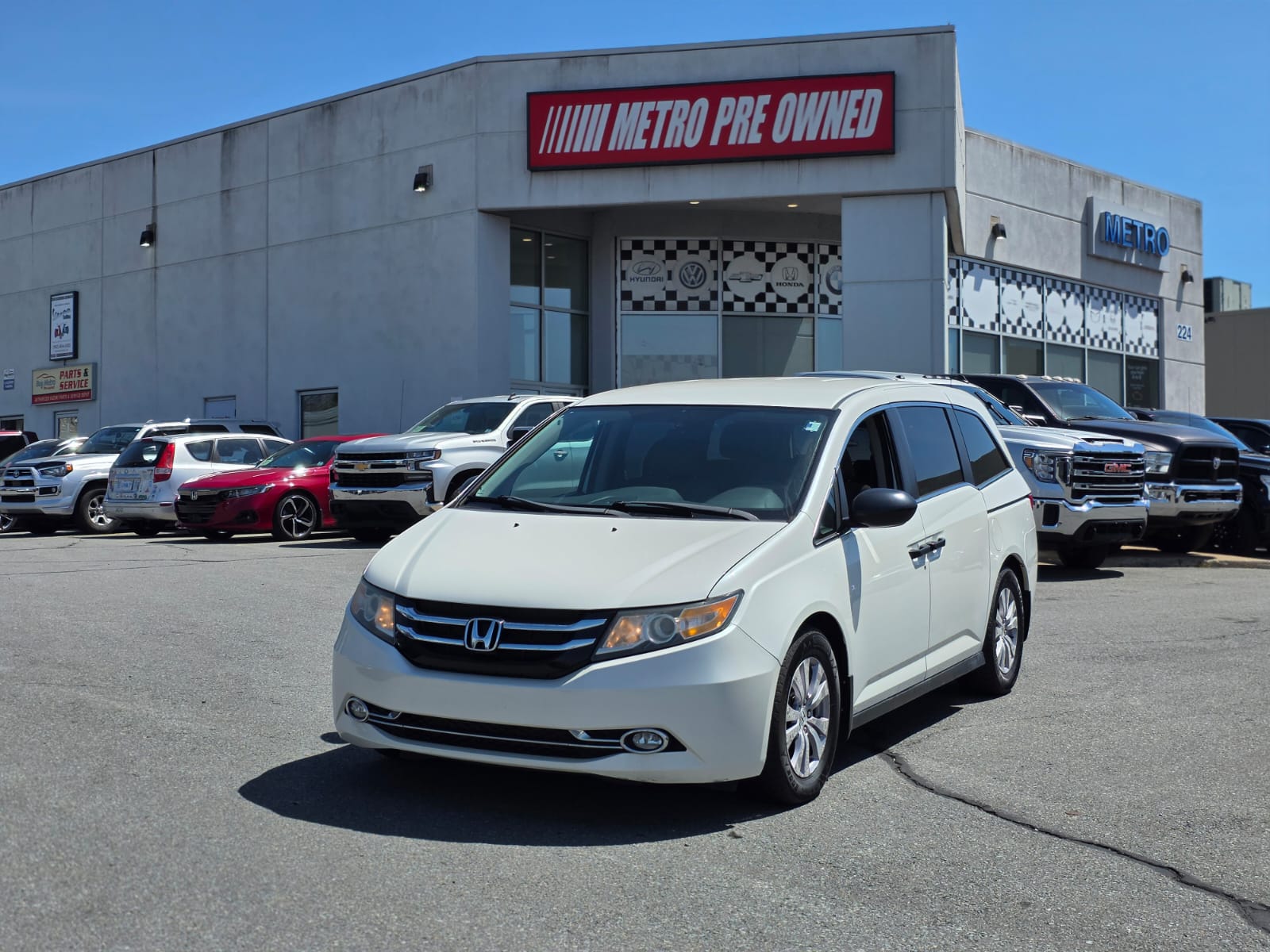 2015 Honda Odyssey SE FWD