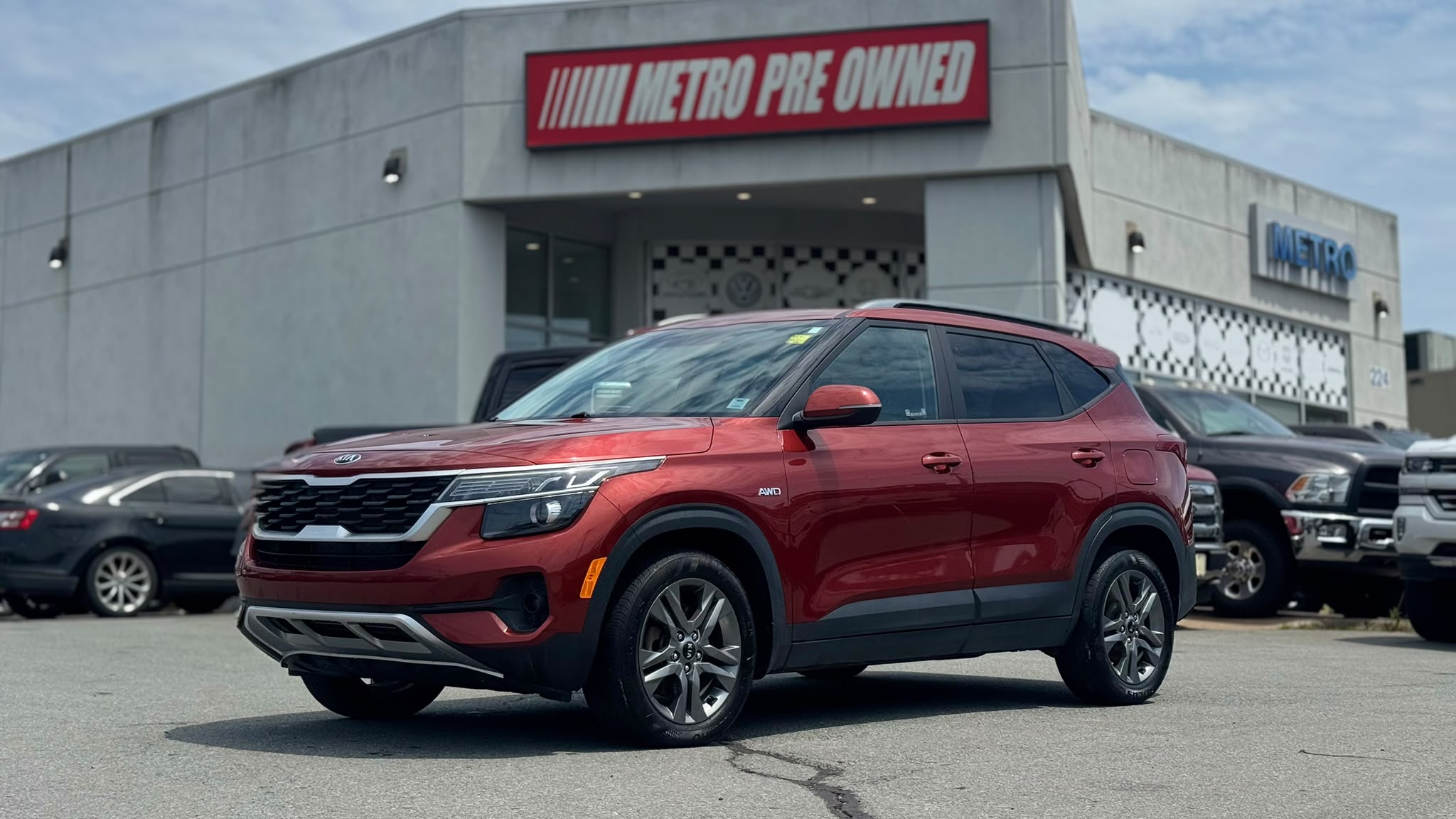 Red 2021 Kia Seltos LX AWD SUV / Crossover All-Wheel Drive Automatic
