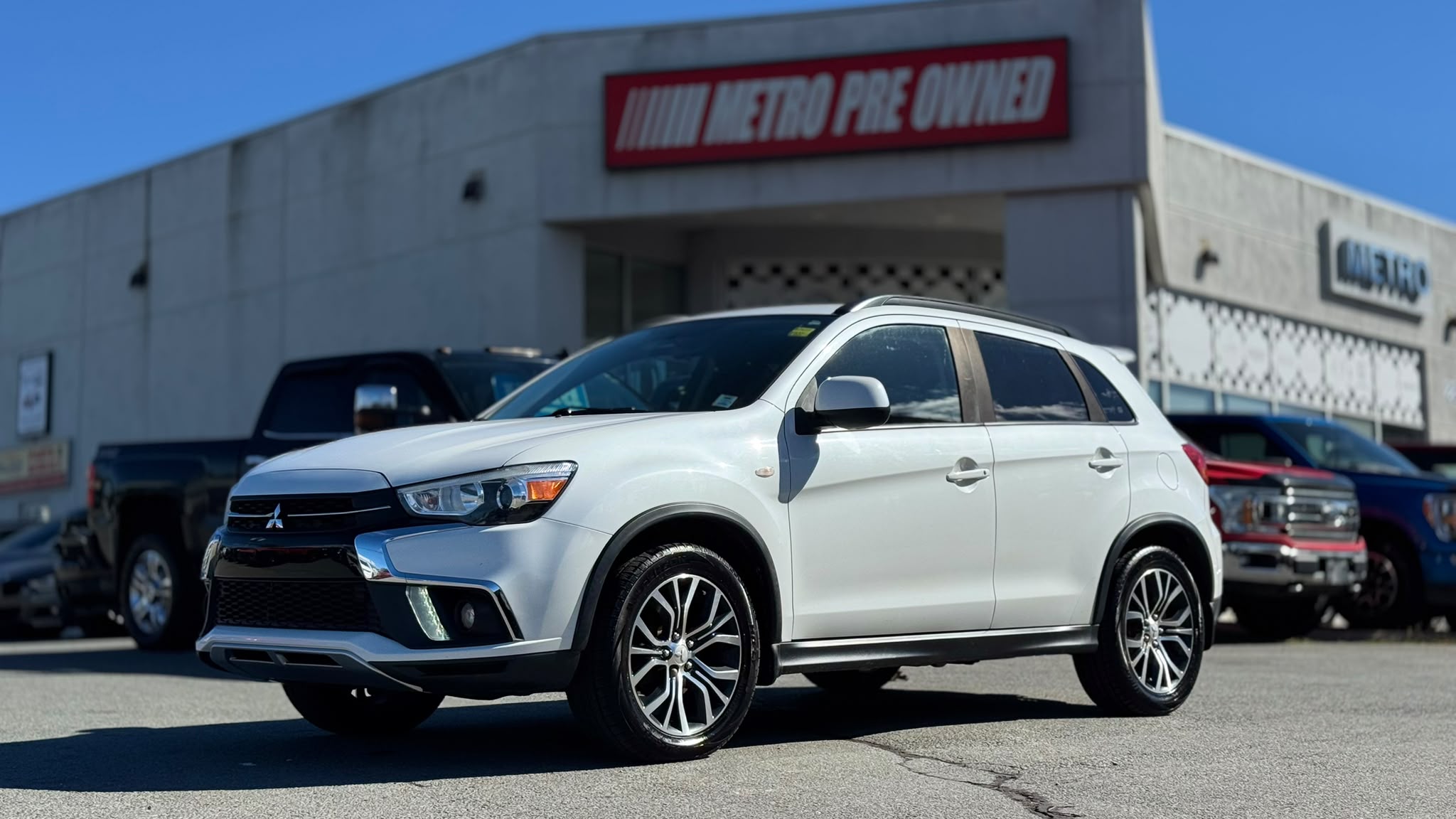 White 2018 Mitsubishi RVR SUV / Crossover Automatic