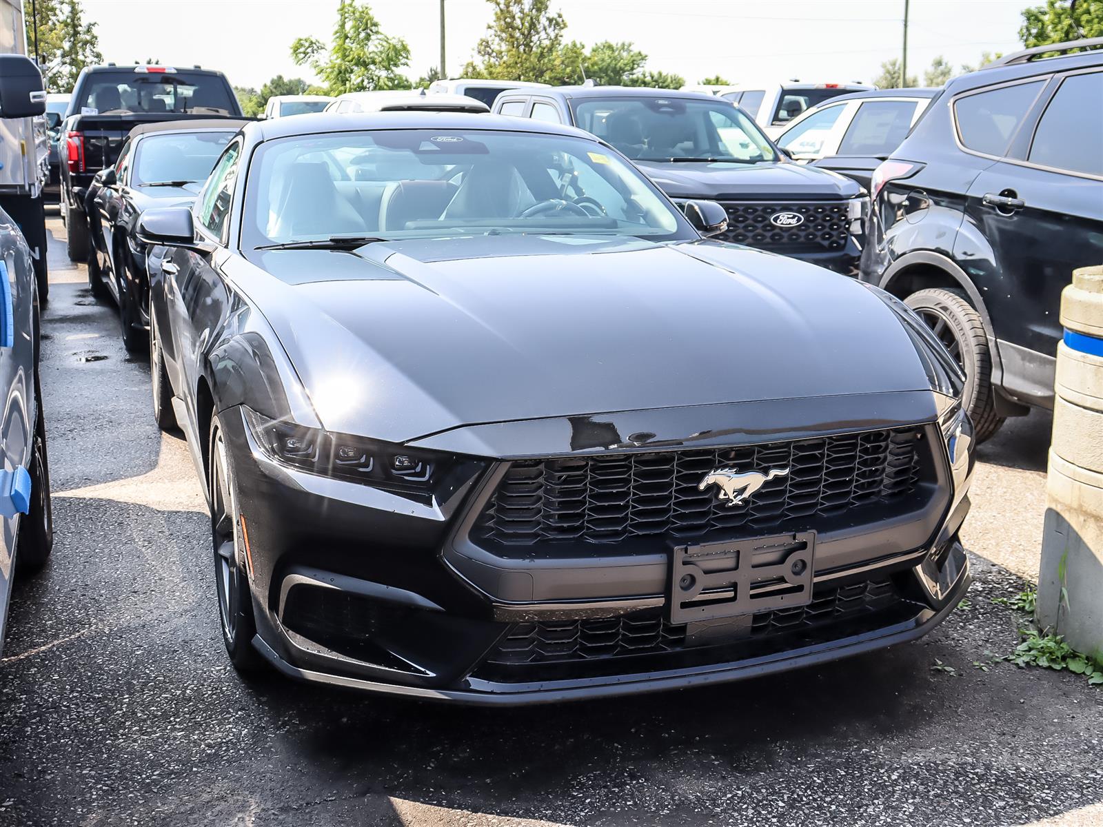 2026 Ford Mustang ECOBOOST PREMIUM - Main View