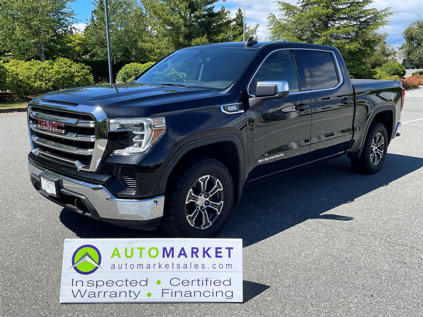 Black 2021 GMC Sierra 1500 SLE Crew Cab 4WD Pickup Truck Four-Wheel Drive Automatic