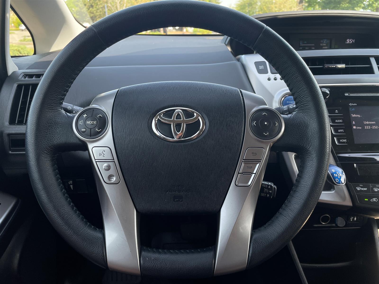Toyota PRIUS V