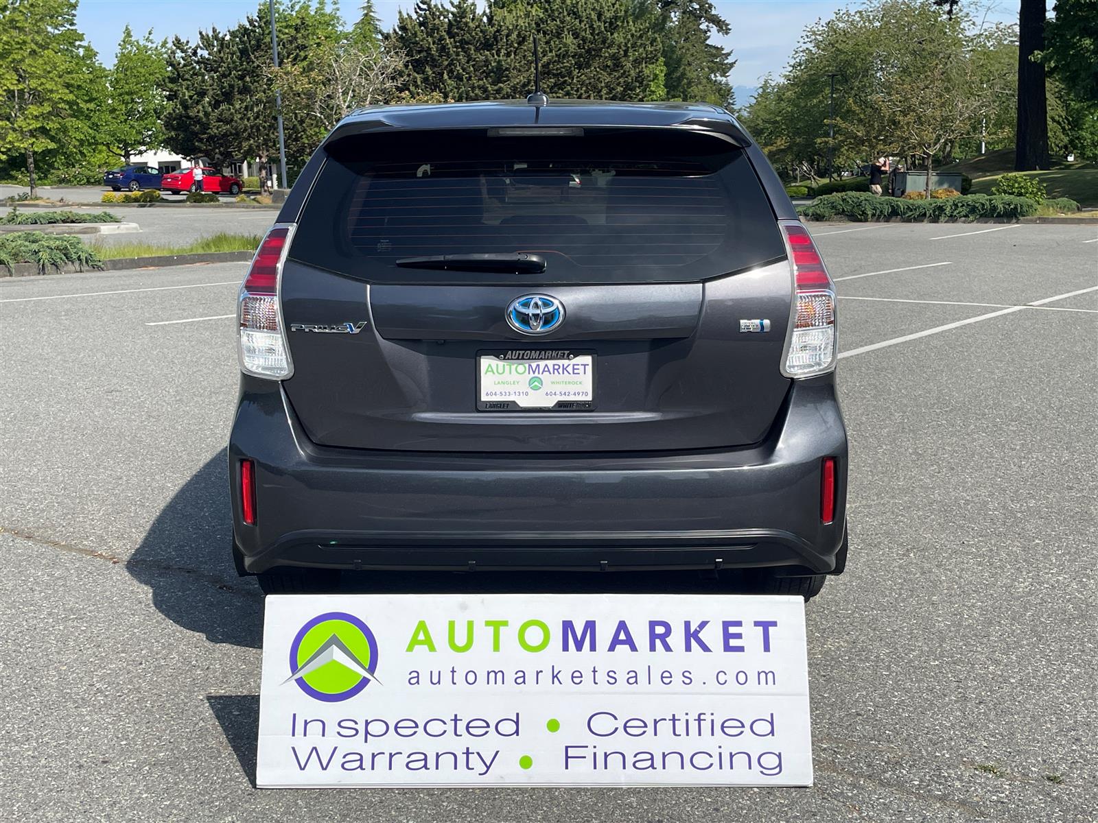 Toyota PRIUS V