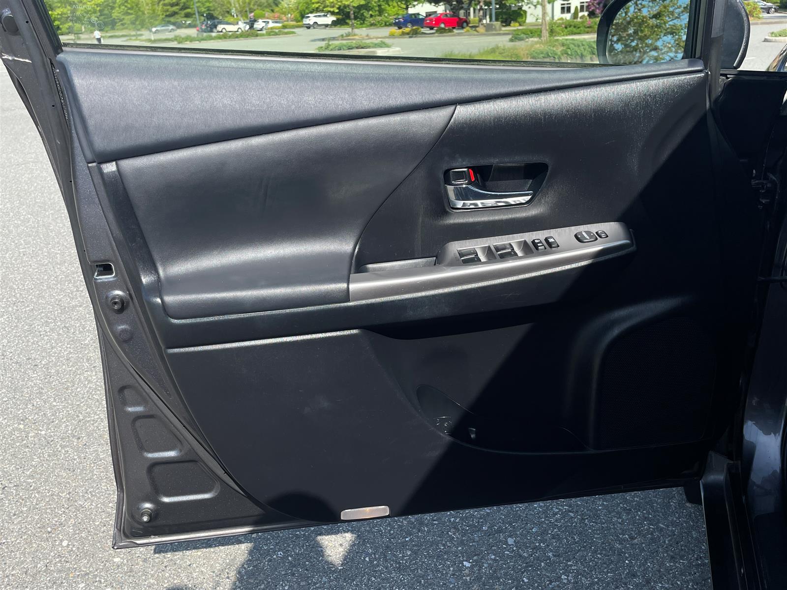 Toyota PRIUS V