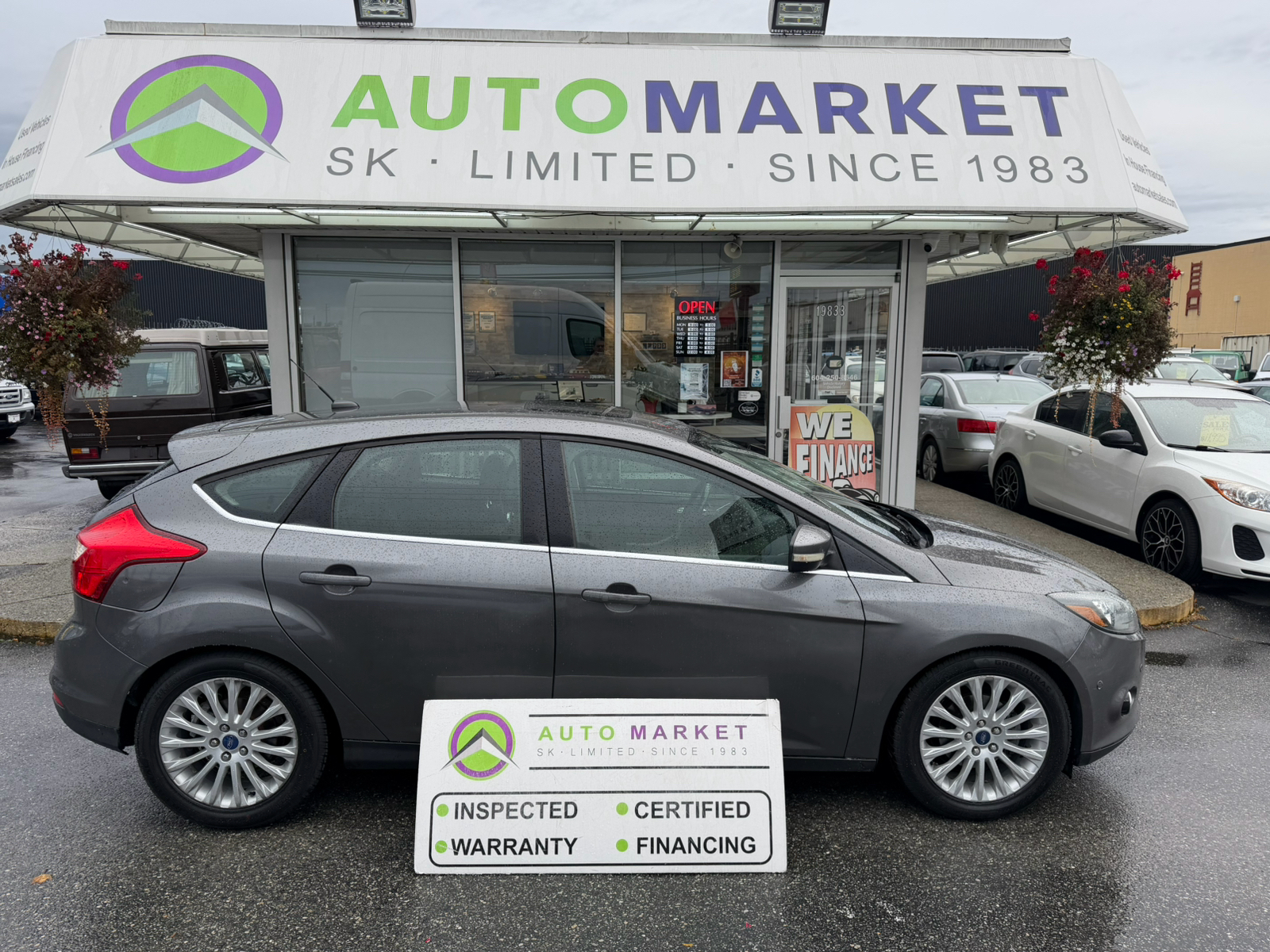 Gray 2012 Ford Focus Hatchback Front-Wheel Drive Automatic
